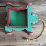 Frog to pull