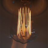 Day blind enamelled red industrial lamp