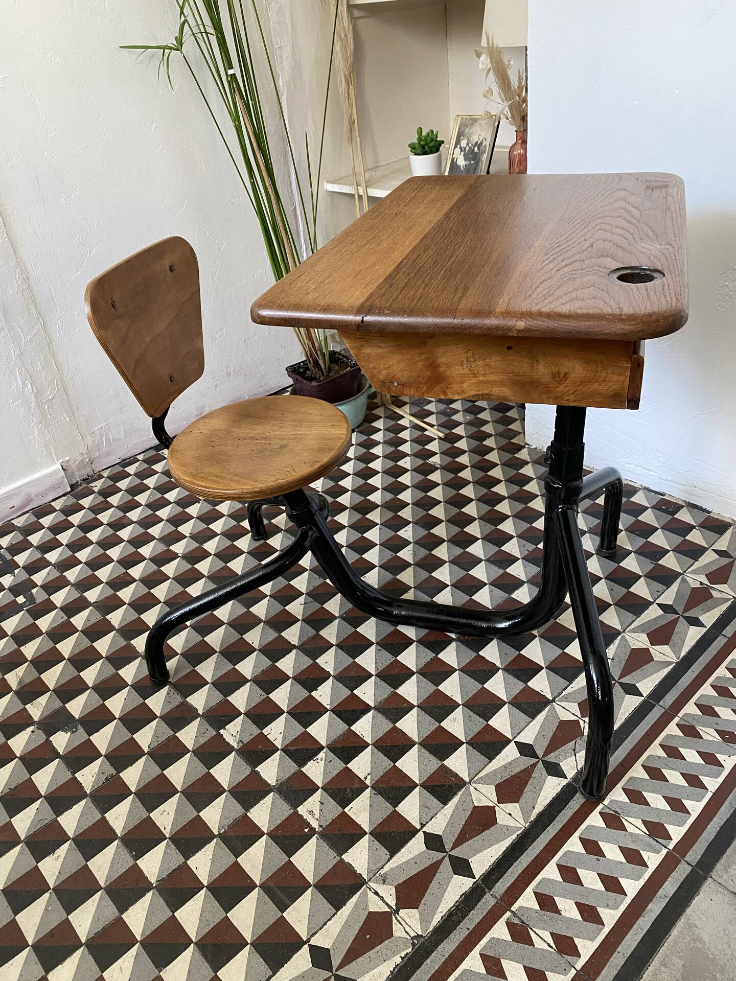 Old school desk with integrated chair – oak and metal – year