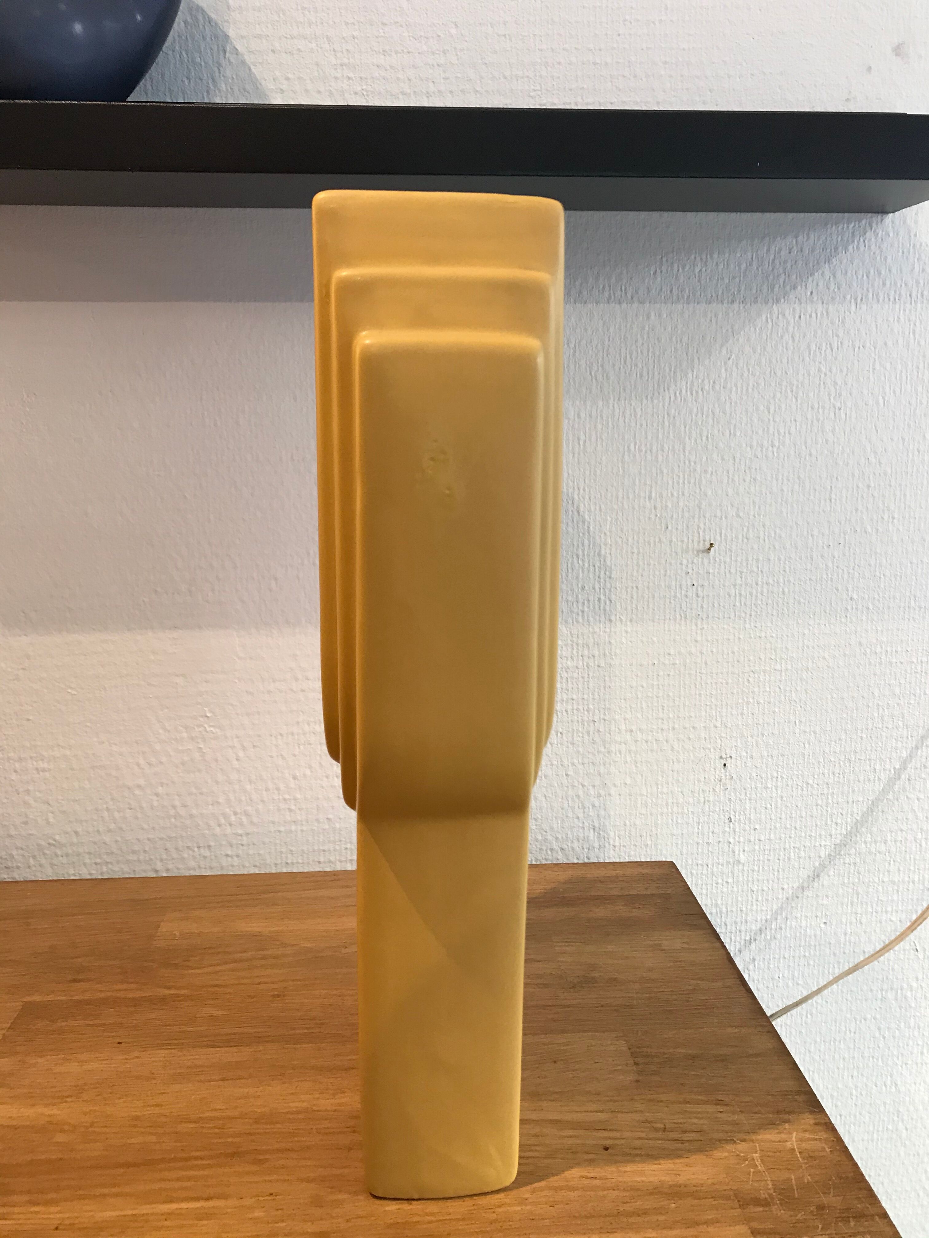 Graphic yellow vase
