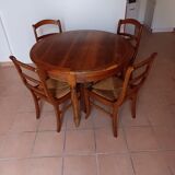 table and chairs