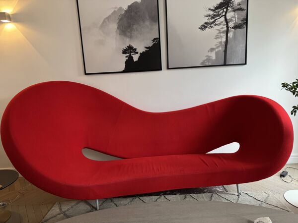 Canapé design Ron Arad “Victoria & Albert” – édition Moroso – rouge iconiqu
