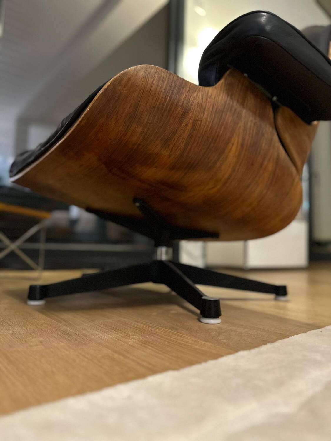 Lounge chair Eames international furniture