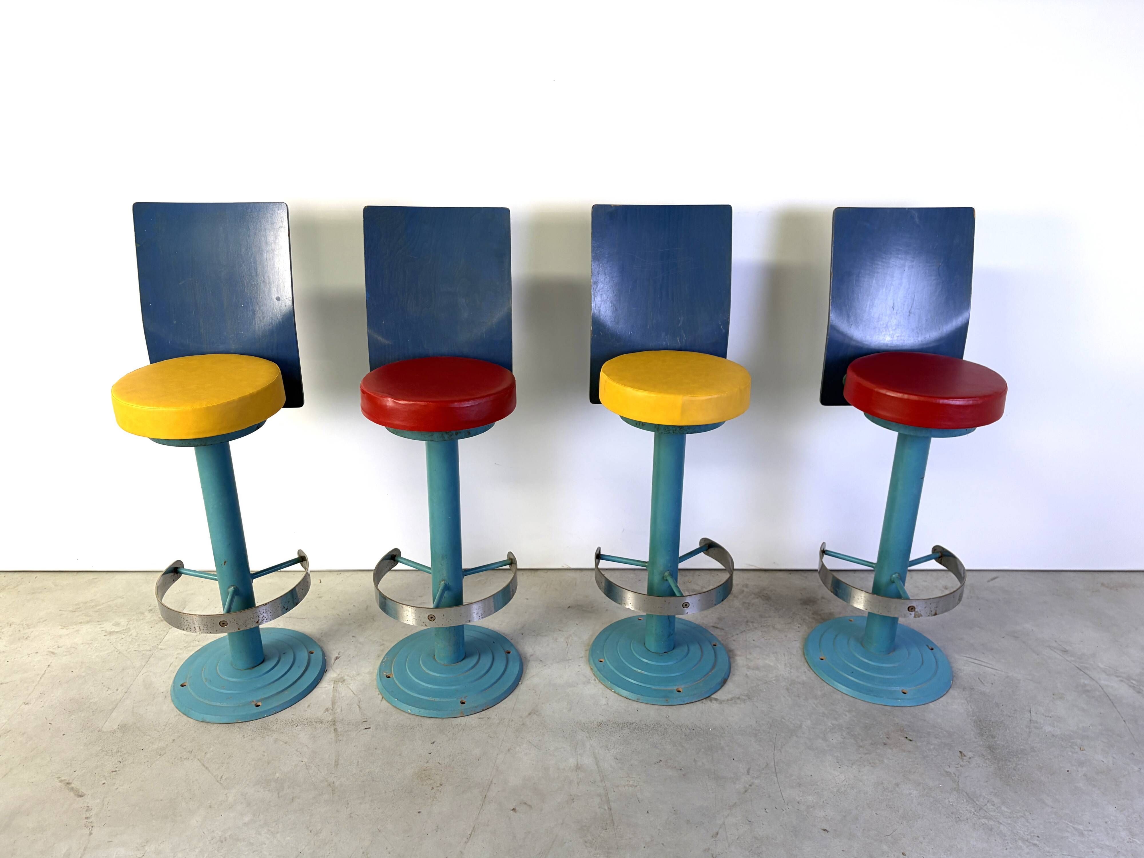 4 tabourets de bar industriels vintage, années 1980