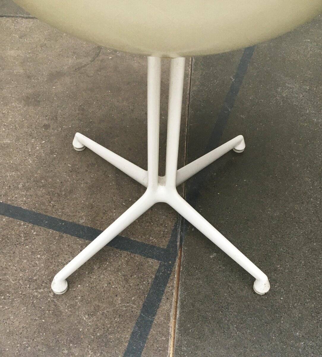 Mid-century fiberglass accent chair set with La Fonda base by Charles & Ray Eames for Herman Miller.