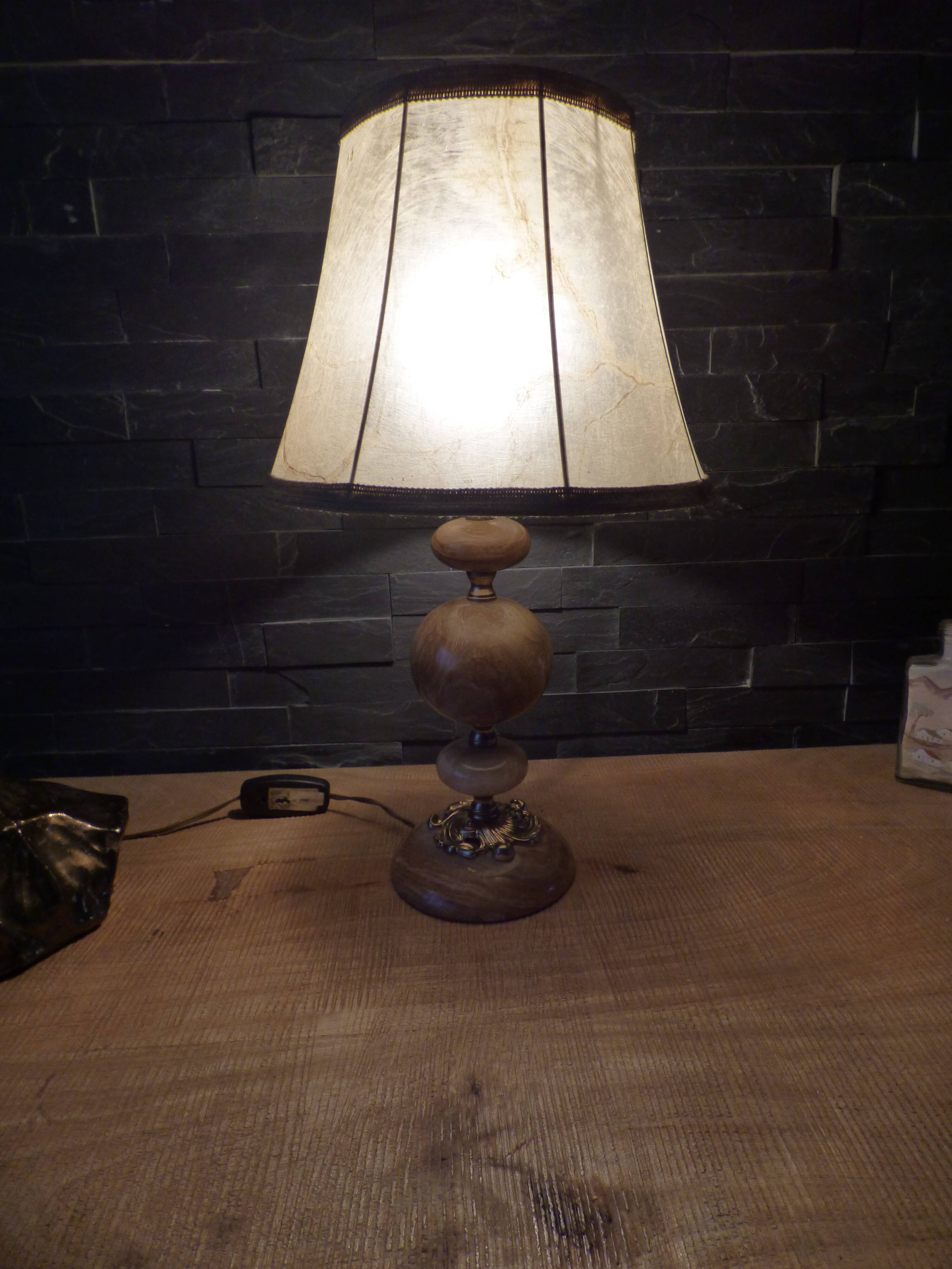 Lamp with base in polished beige-brown stones and its leather lampshade