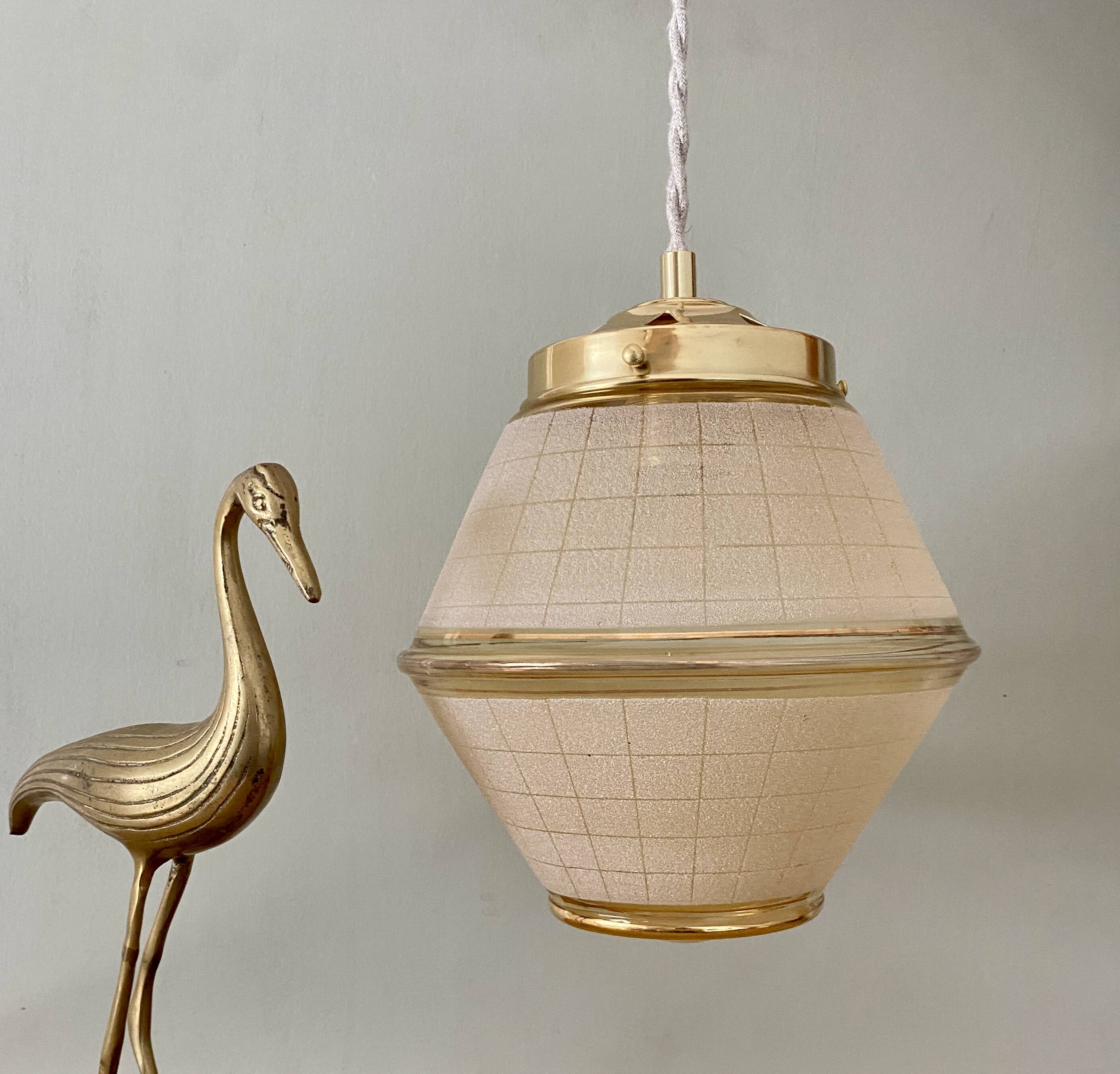 Vintage art deco globe pendant light in yellow and gold granite glass
