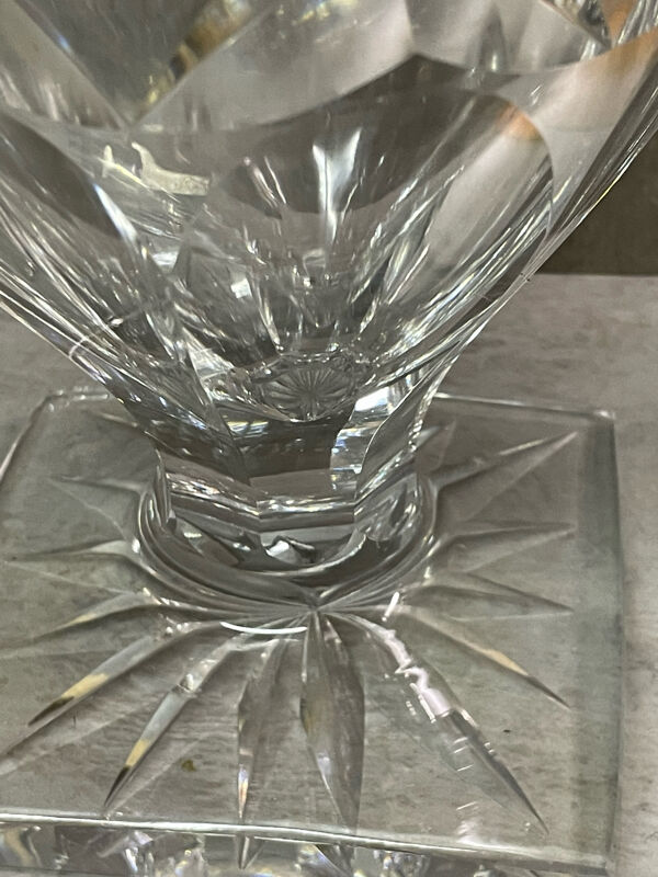 Vase balustre cristal taillé diamant croix de Lorraine