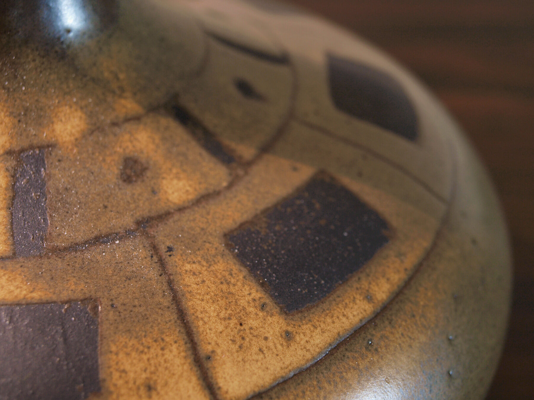 Ceramic vase, pottery of the Kings of Mallorca, Perpignan