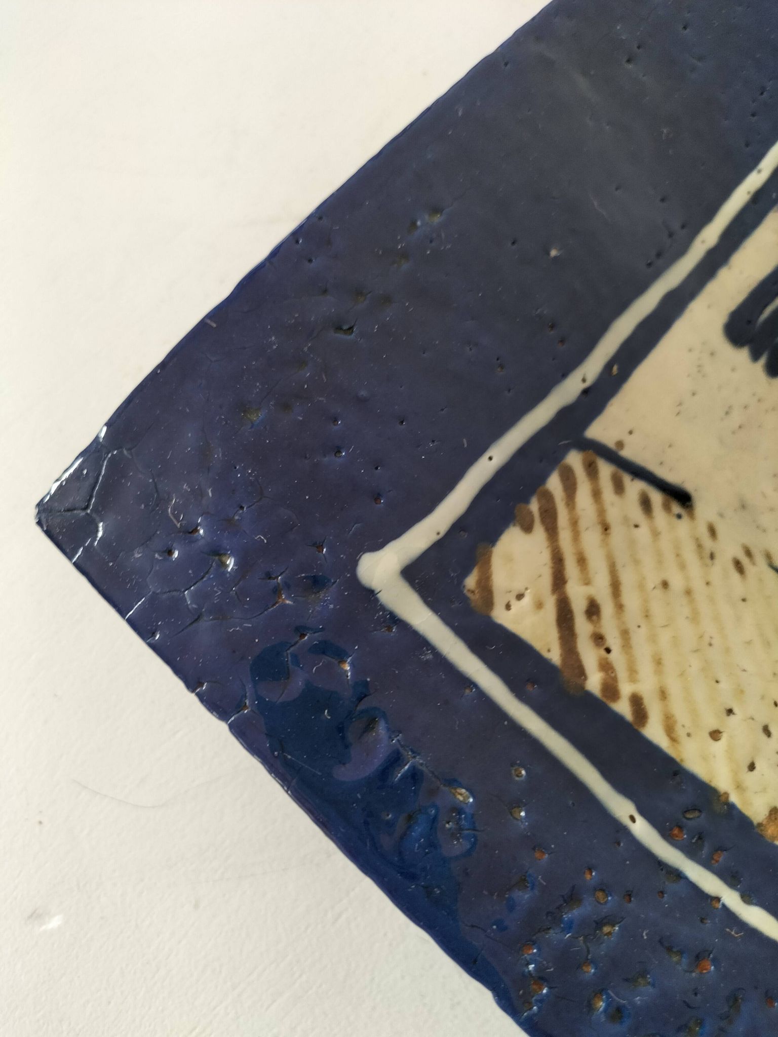Handcrafted ceramic bowl – Raw & modern spirit