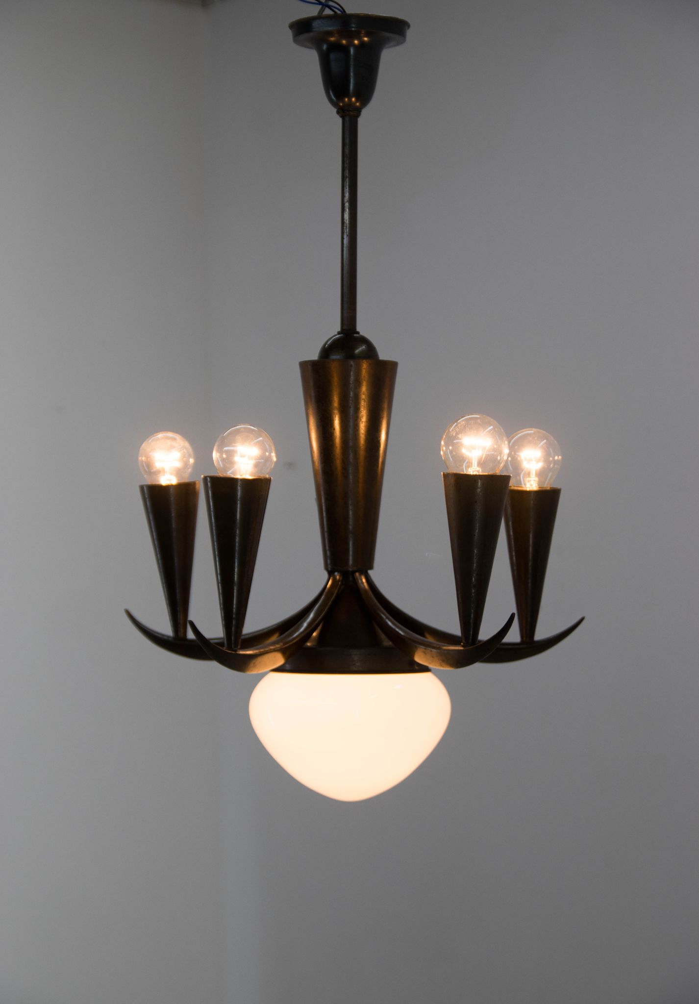 Lustre cubiste par IAS, années 1910