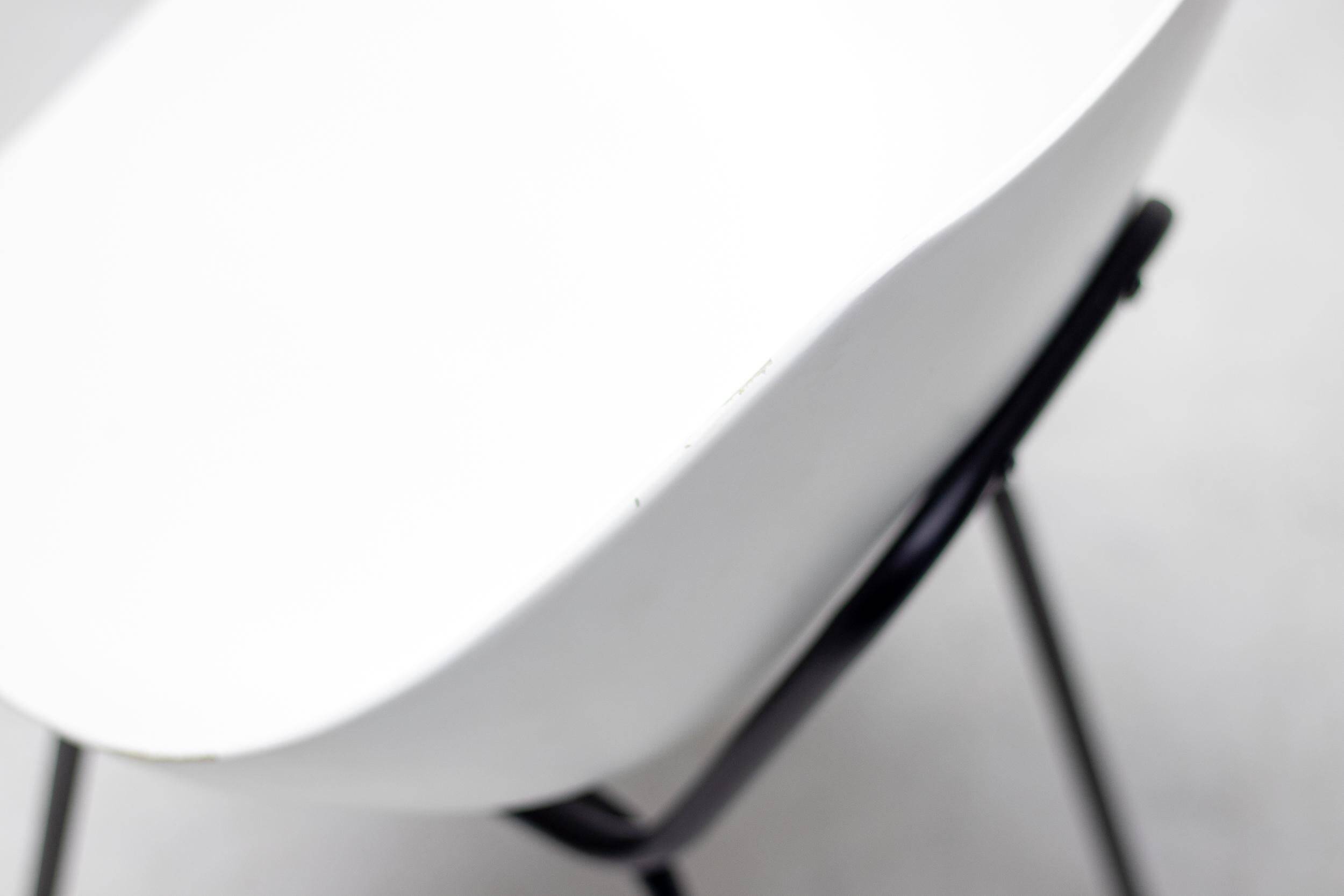 Six Shell Chairs by Pierre Guariche