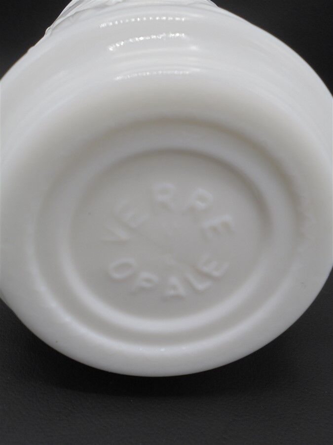 Bocal en verre opale