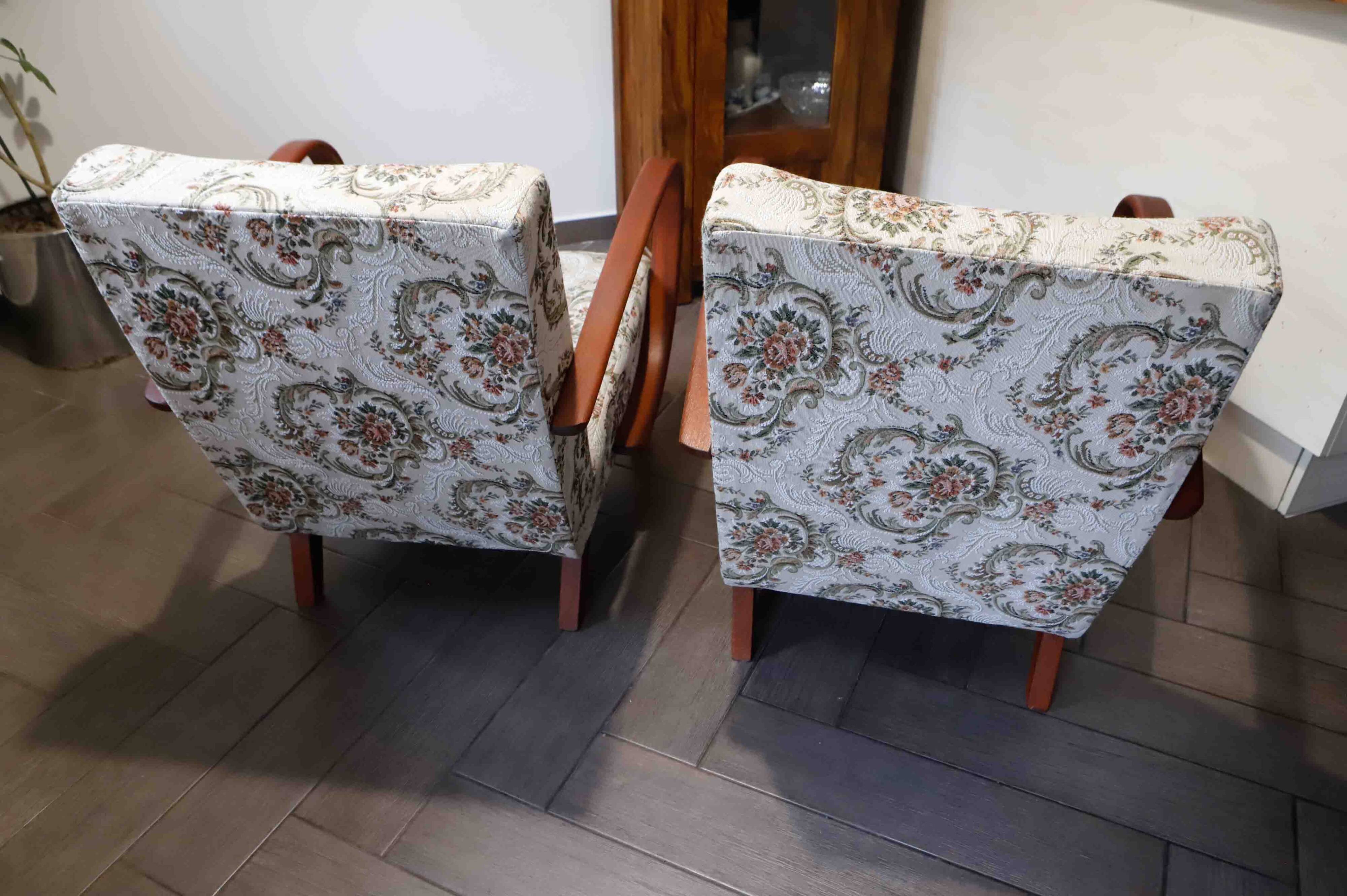 Set of 2 Style Halabala Lounge Armchairs