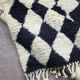 Black and white checkered rug - 300 x 260 cm