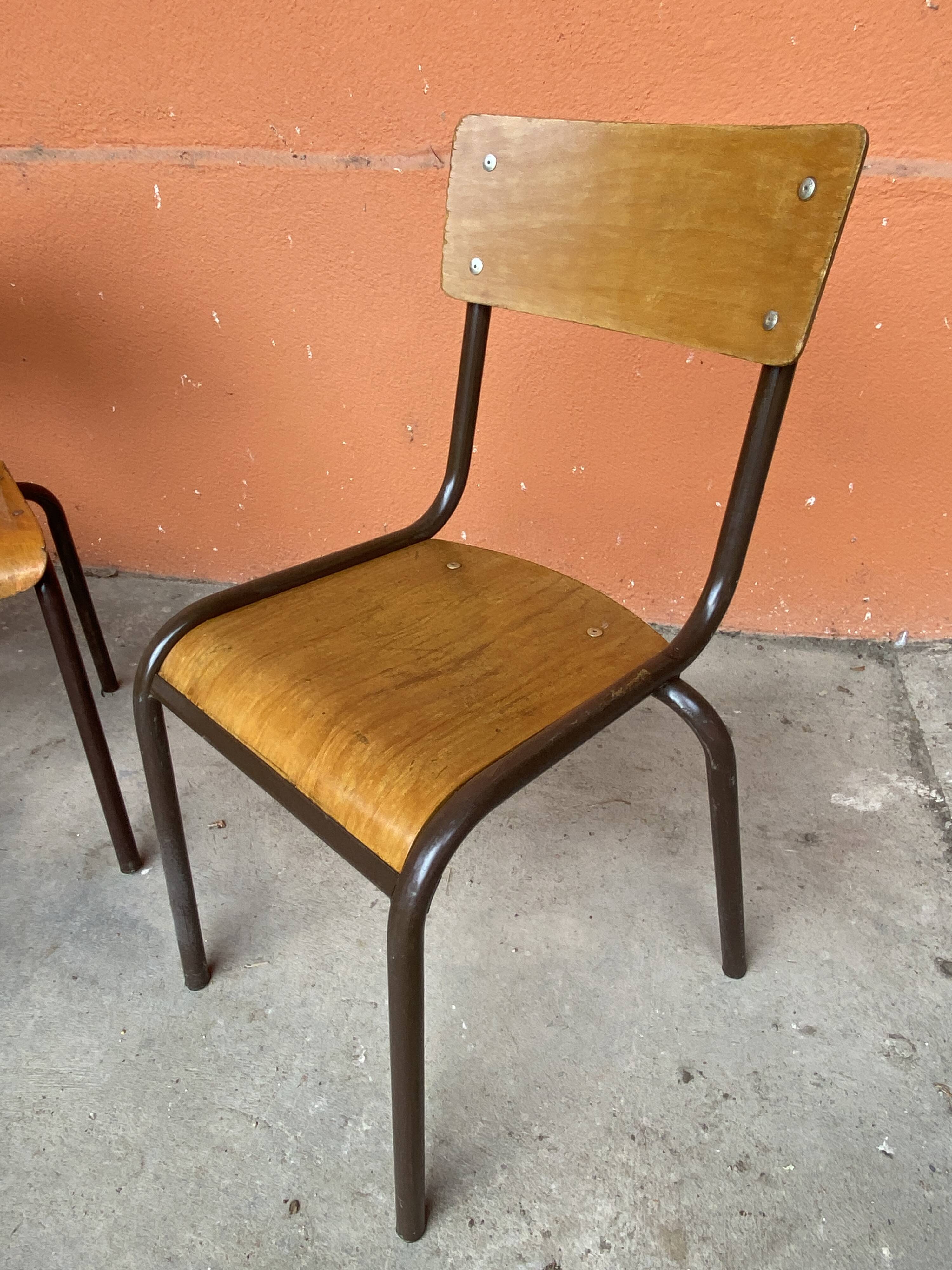 10 mismatched school chairs, restaurant, 1960s