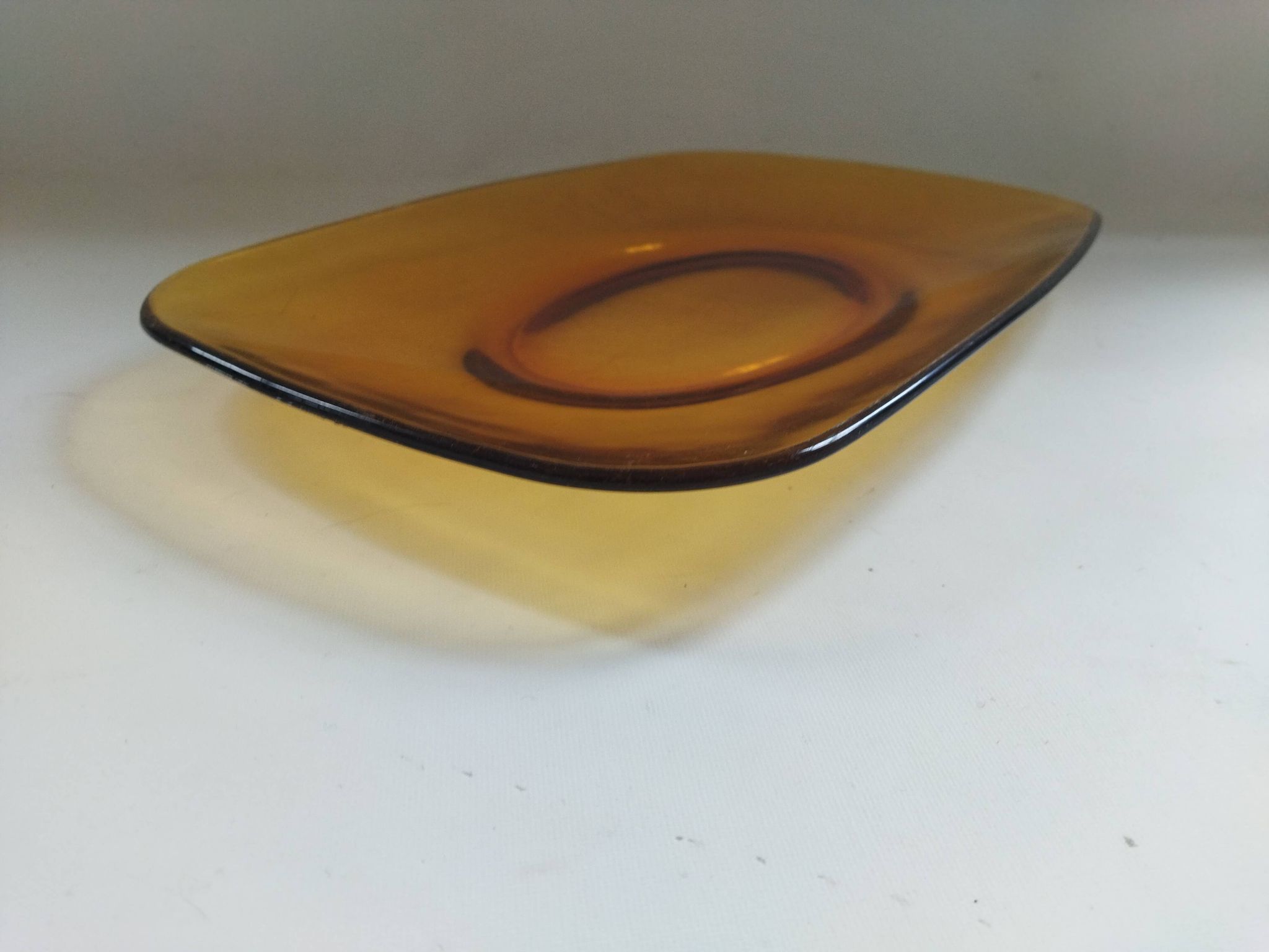 Rectangular plate Vereco amber