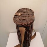 Wicker wine bottle holder basket