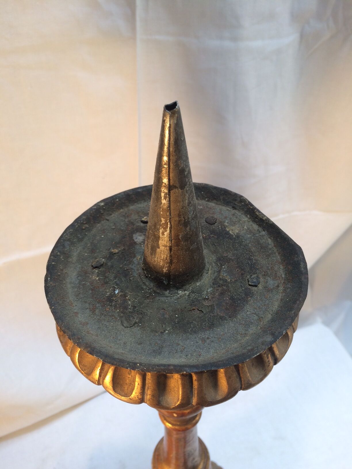 Pair of ancient carved gilded wood candlesticks - 18th century