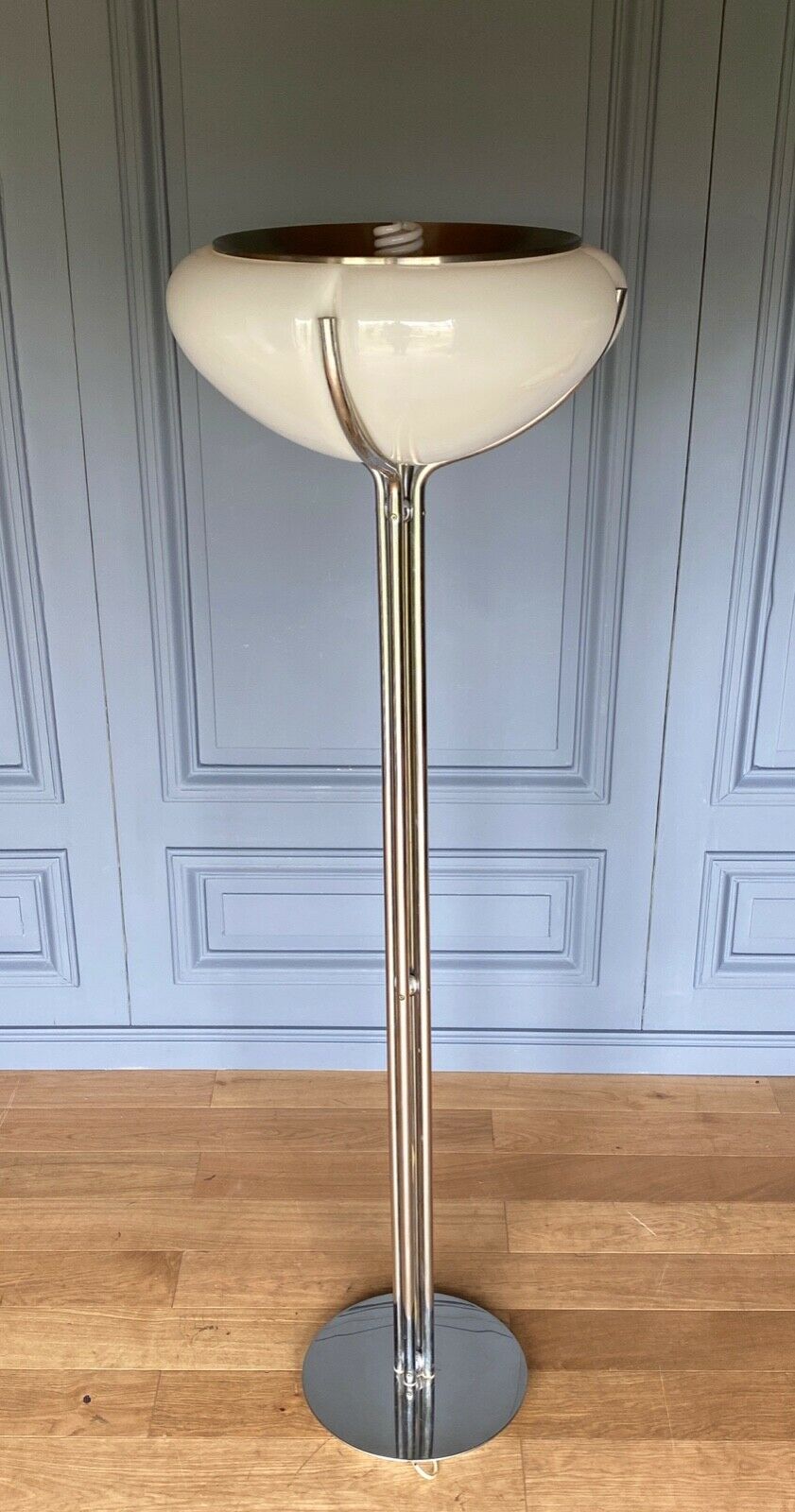 Quadrifoglio floor lamp by Gae Aulenti for Harvey Guzzini 1974