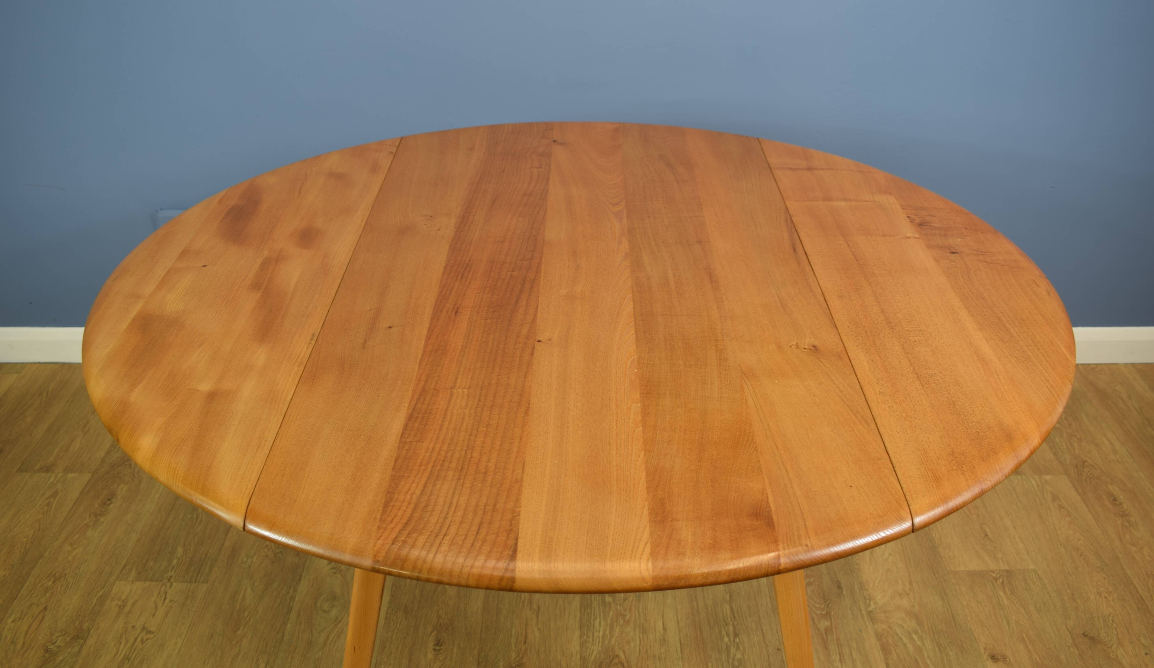 Mid Century Retro Elm and Beech Circular Dining Table by Ercol  1970s