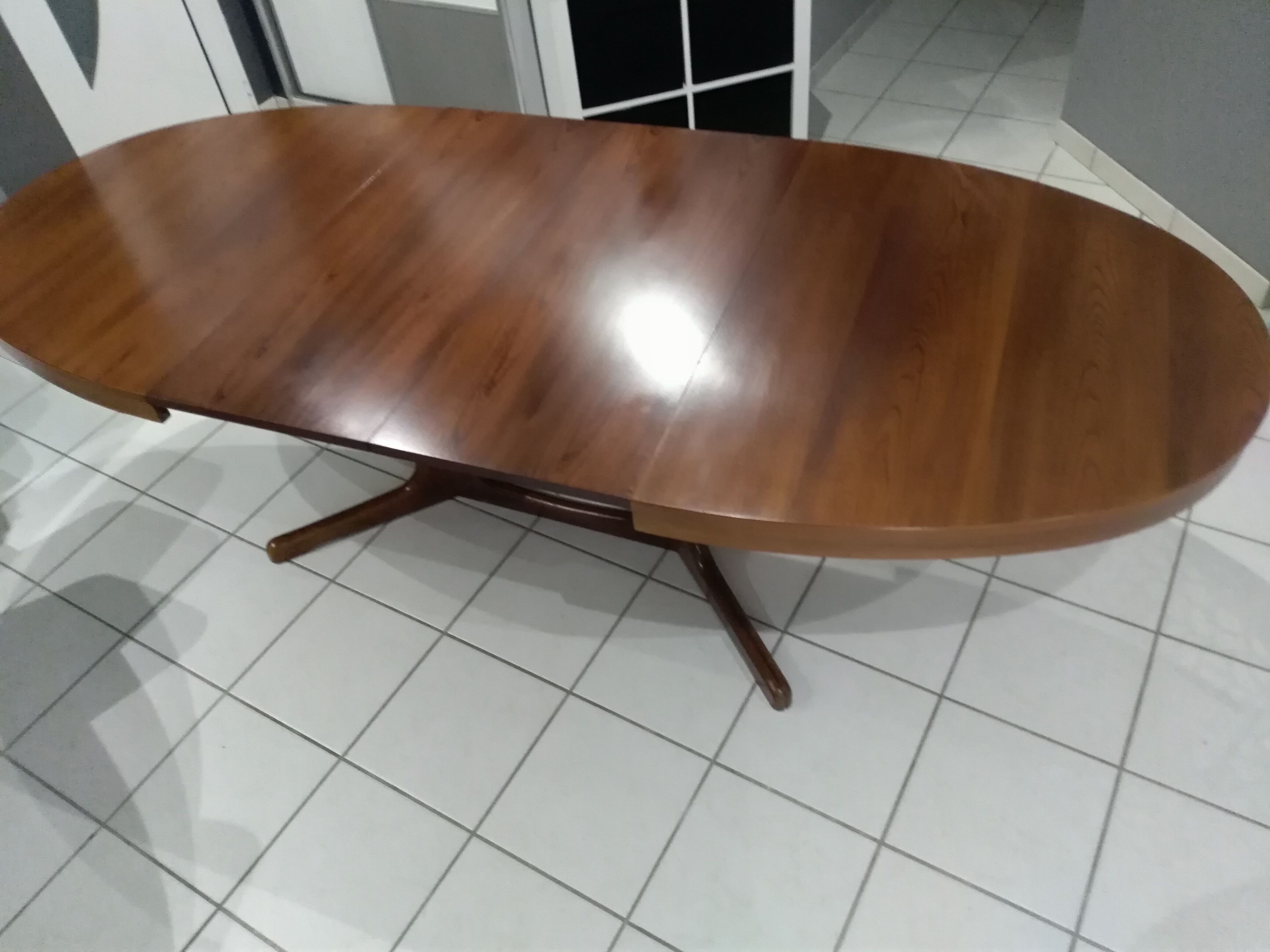 Expandable Baumann vintage table 1970