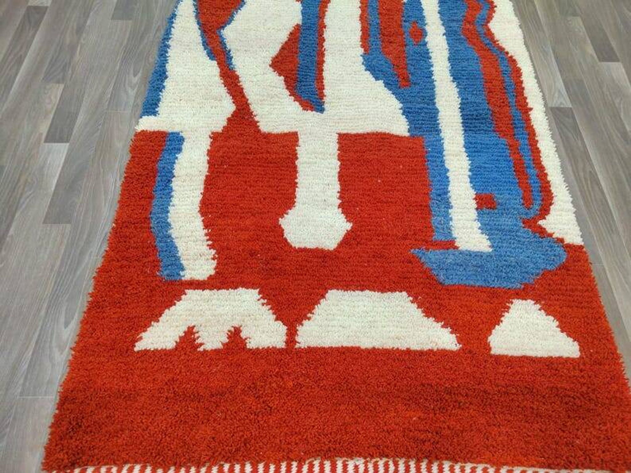 Off-white Moroccan rug with colorful patterns, 200cm x 300cm