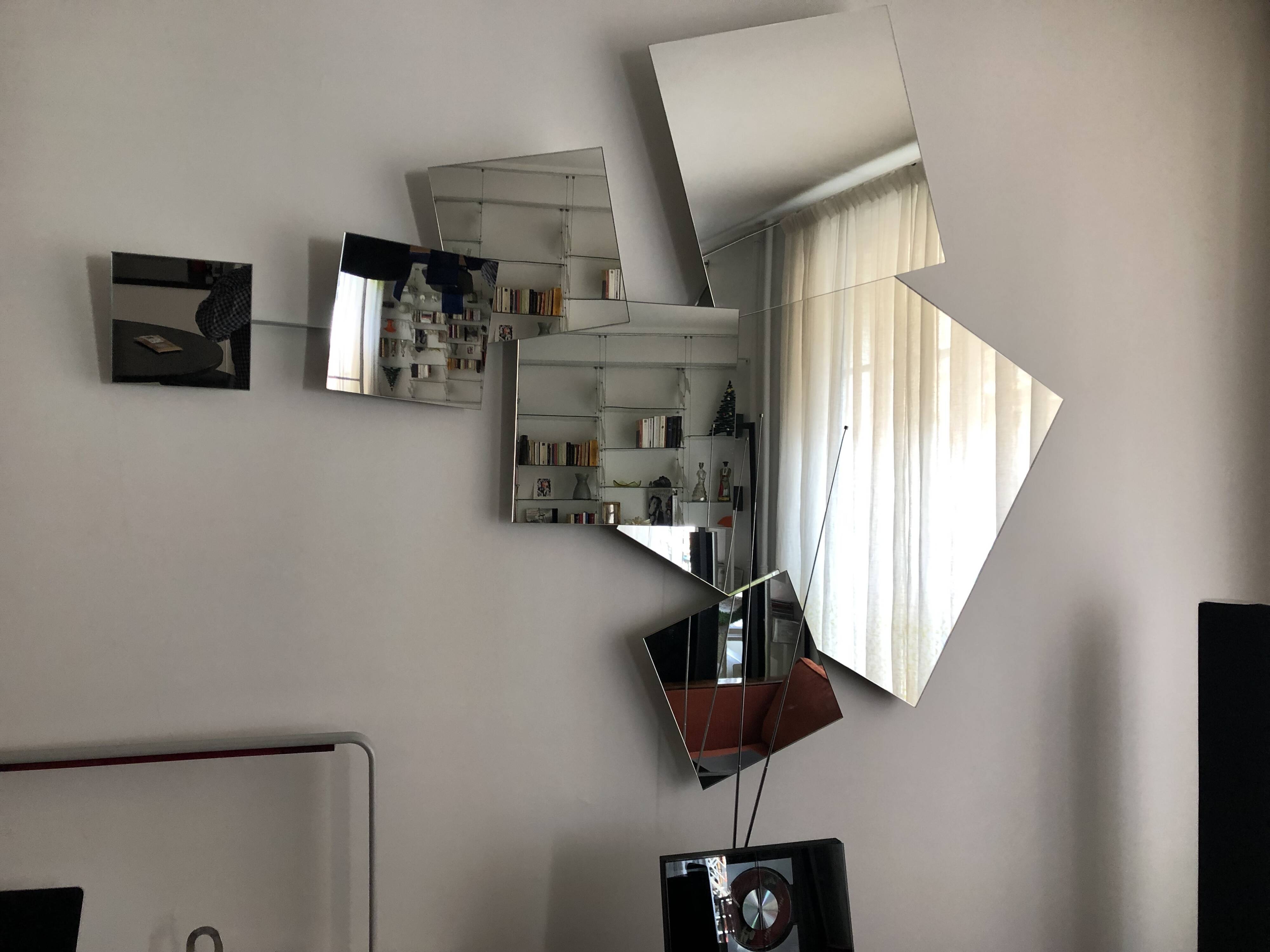 Multiform wall mirror