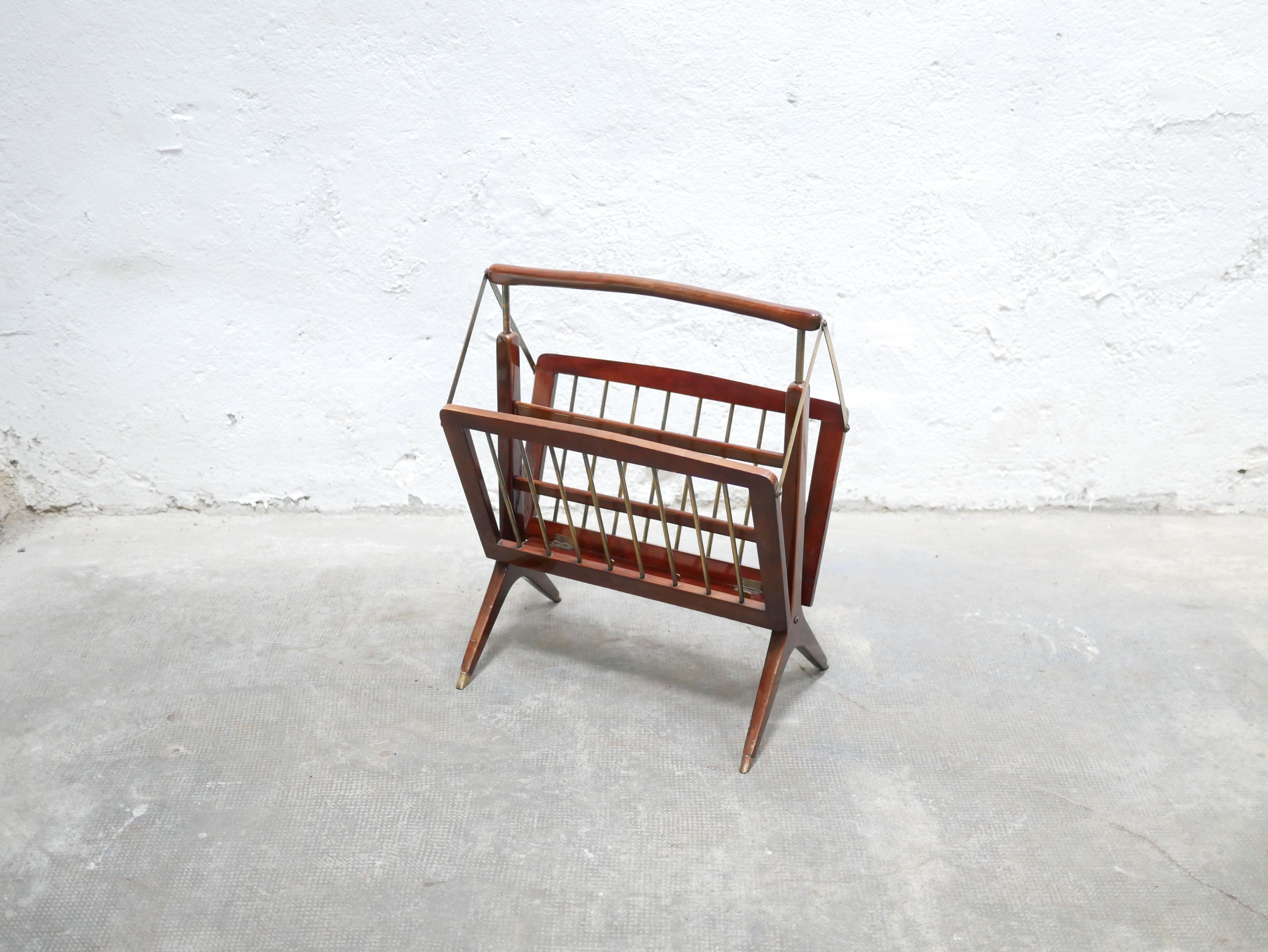 Porte-revues pliable en bois et laiton, Made in Italy