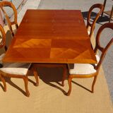 Coffee table that can be converted into a dining table, inspired by A.Ducrot