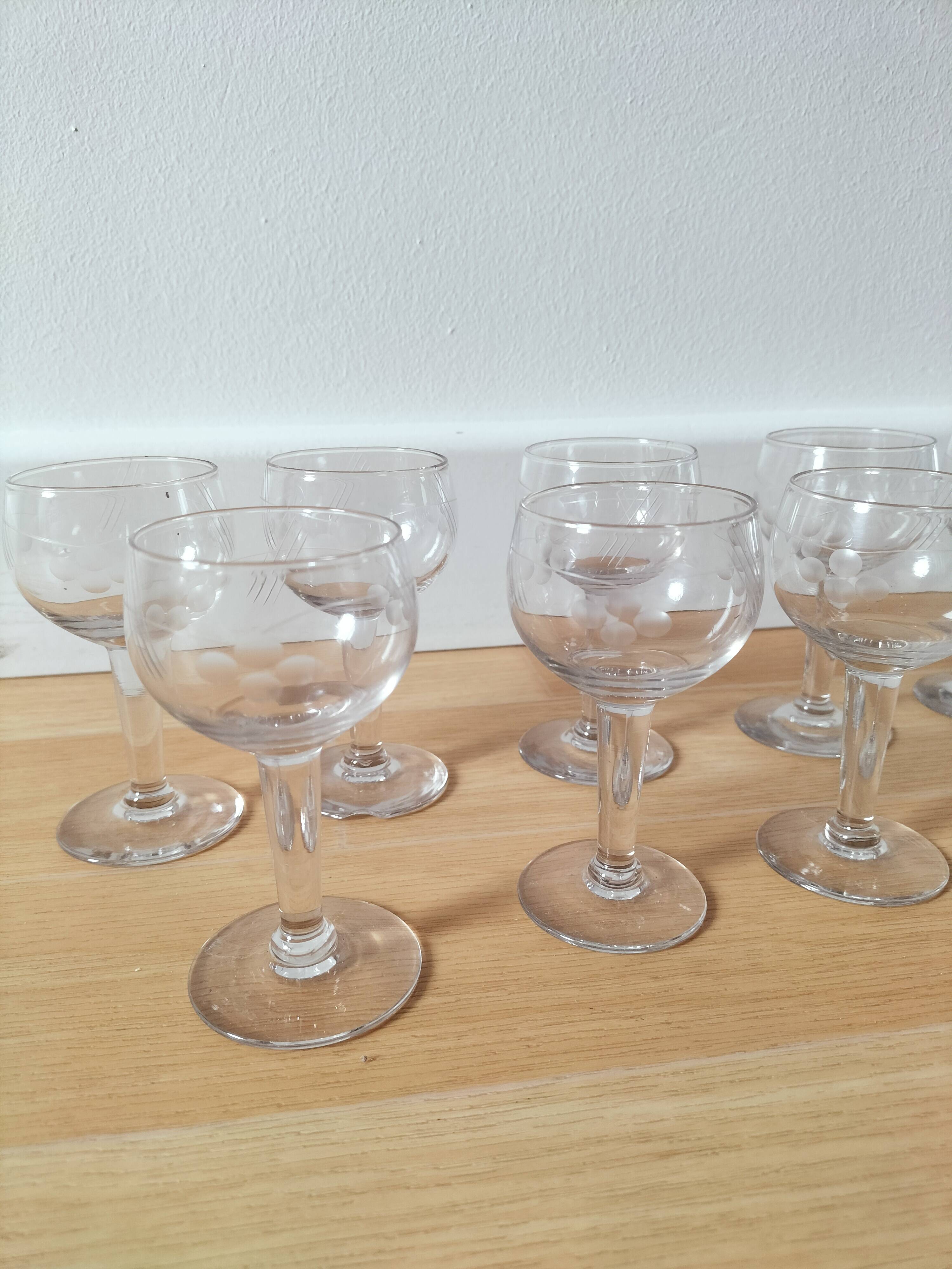 Set of 11 liqueur glasses