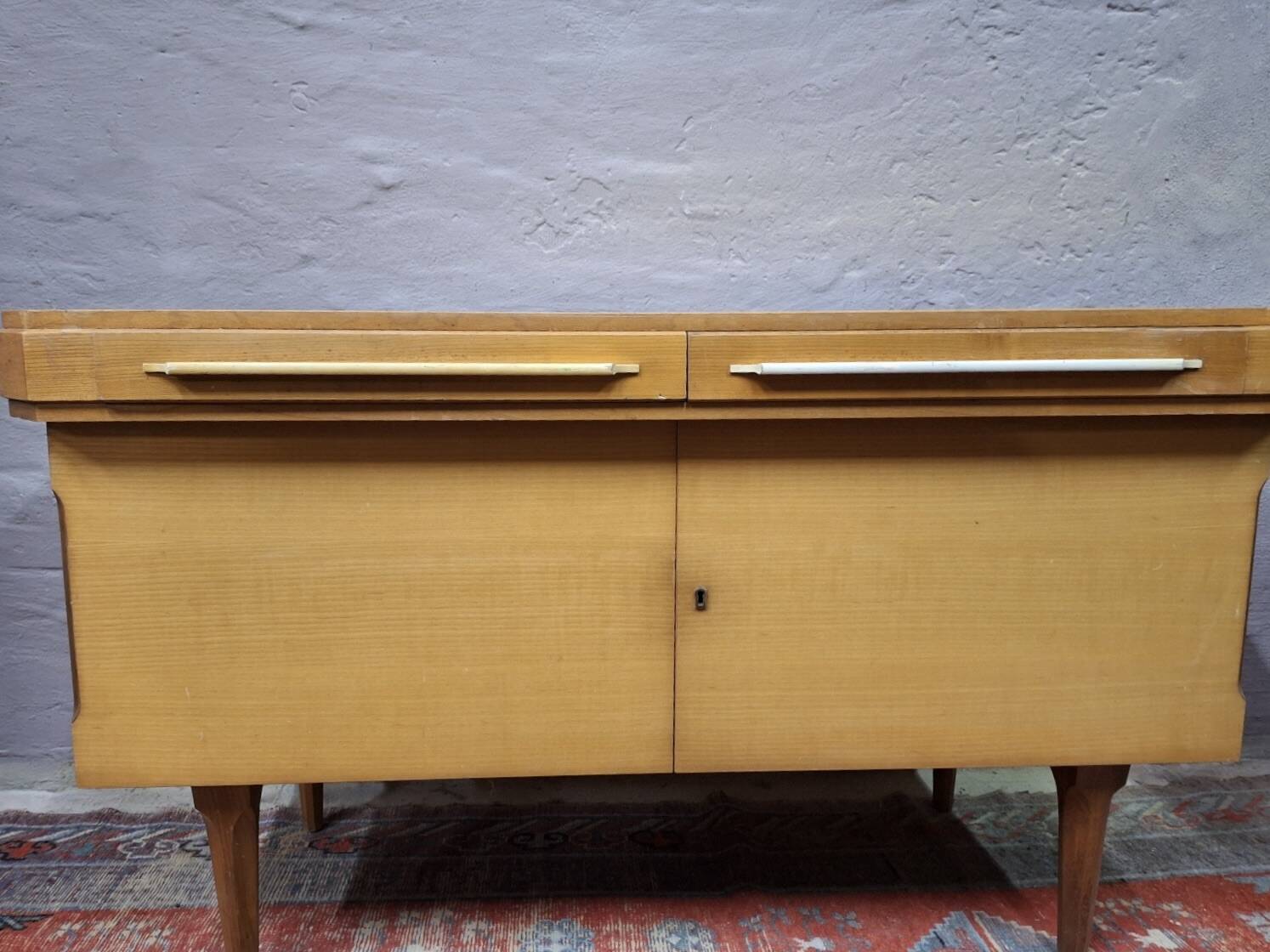 Vintage art deco sideboard in maple, 1950