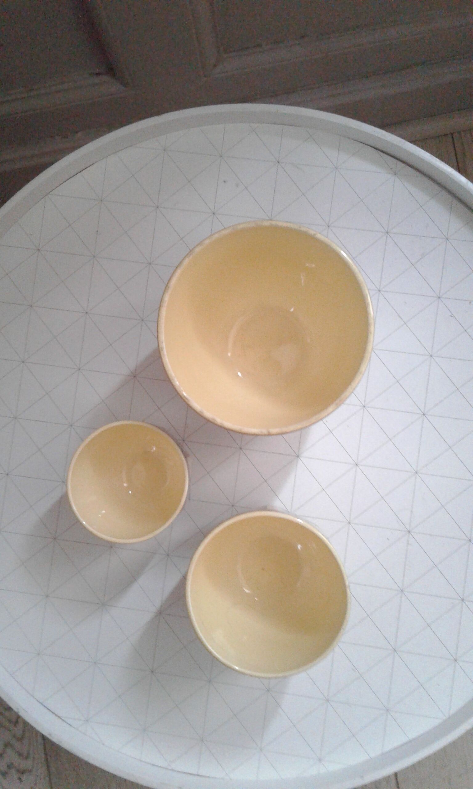 Hidden art deco pots