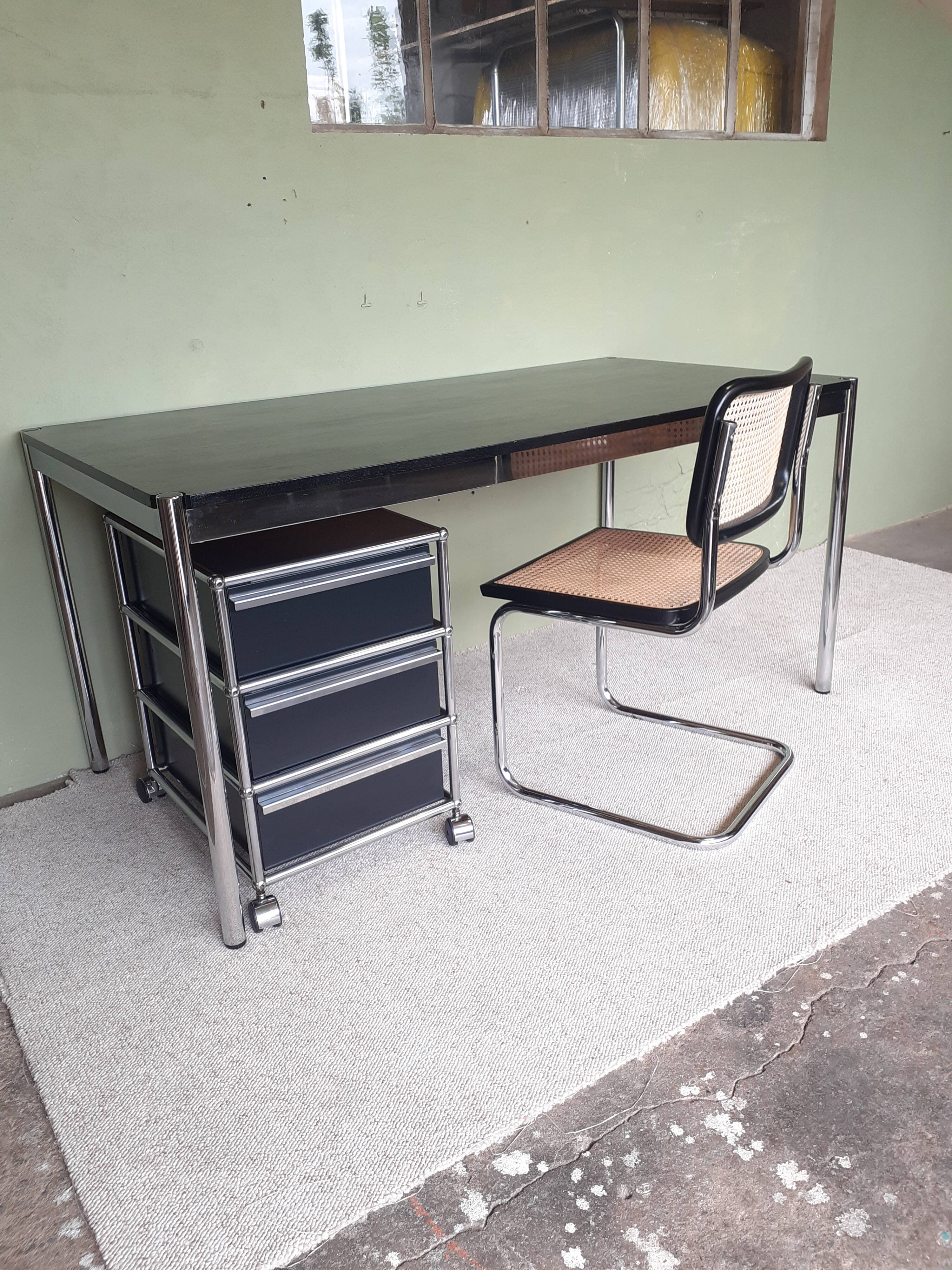 USM Haller office 70s