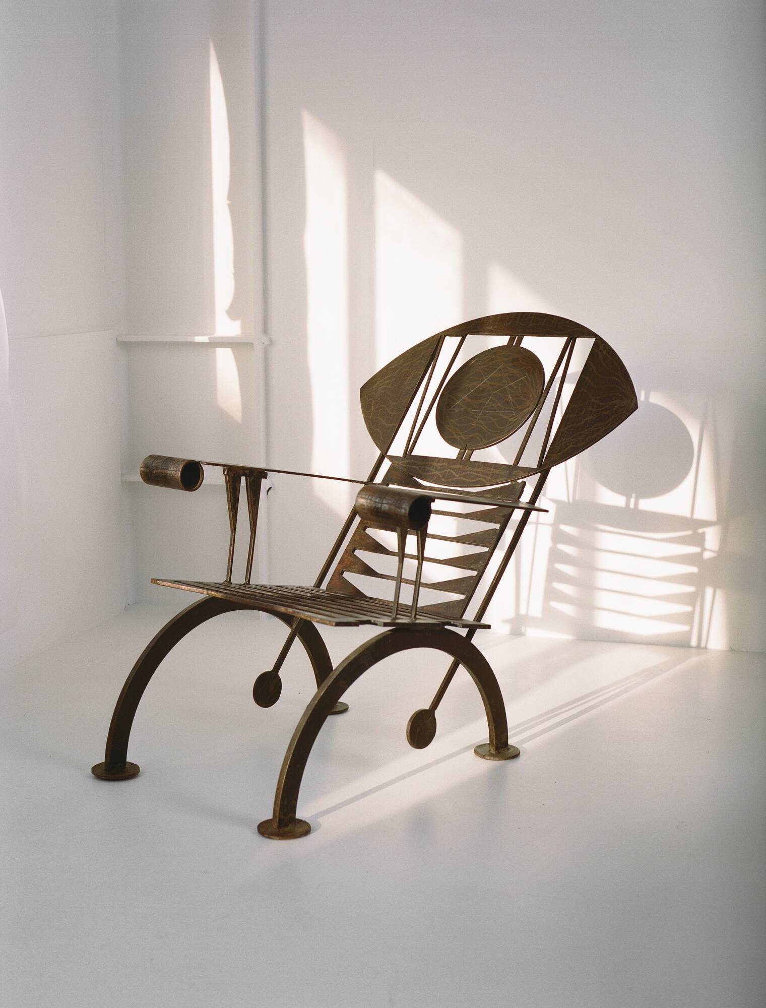 Sculptural steel armchair / Work by a Nigerian artist, circa 1960/70