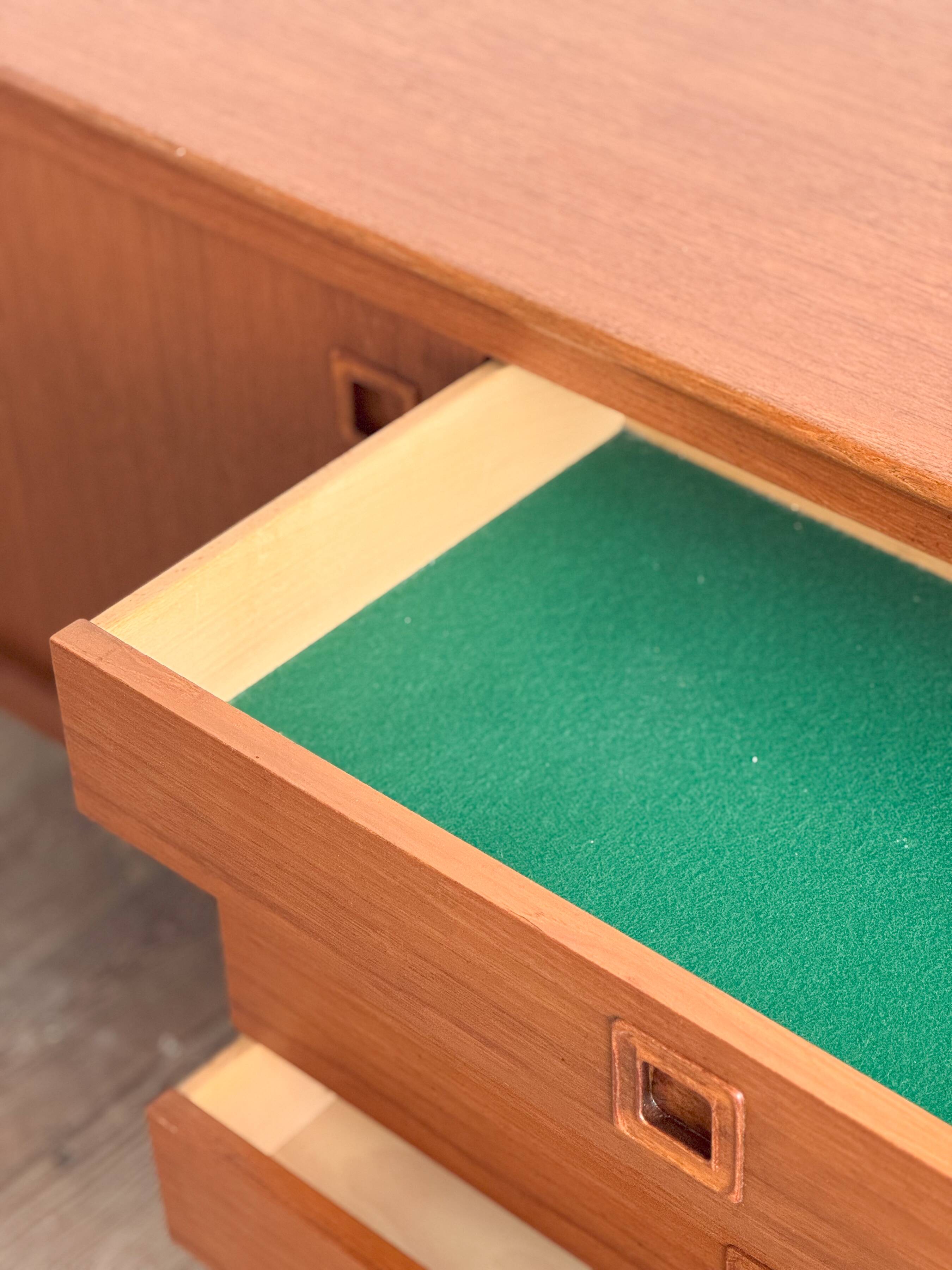 Enfilade danoise vintage en teck par H.W. Klein pour Bramin, années 60