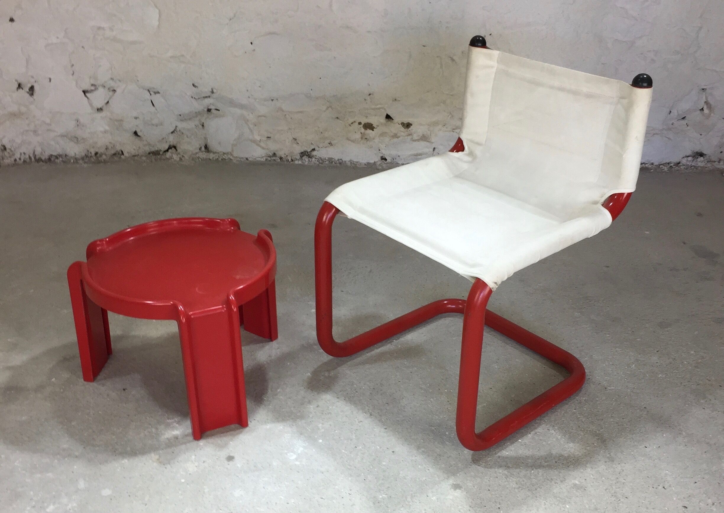 Chair distributed at Prisunic in the 70