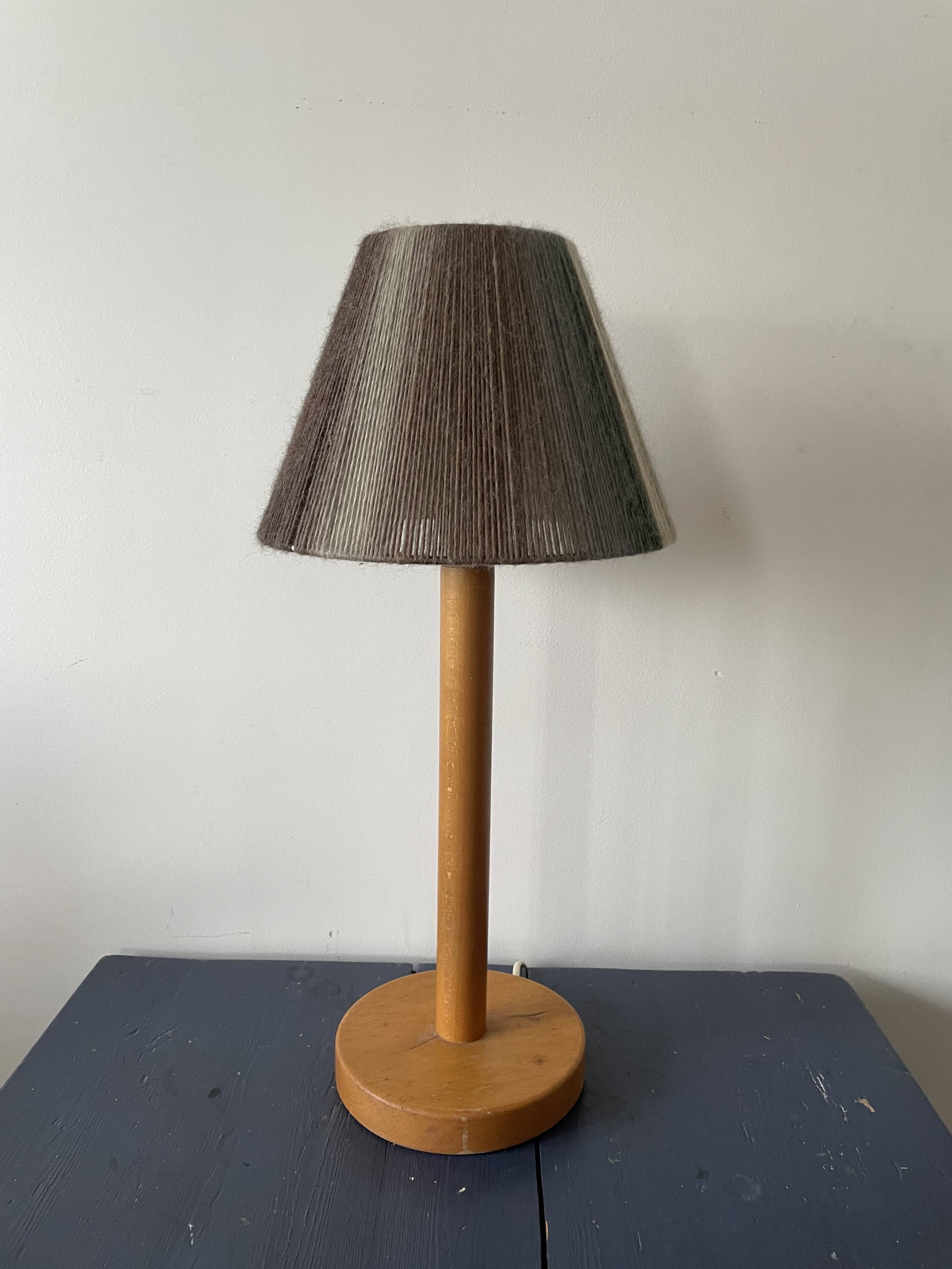 Vintage blond wooden lamp