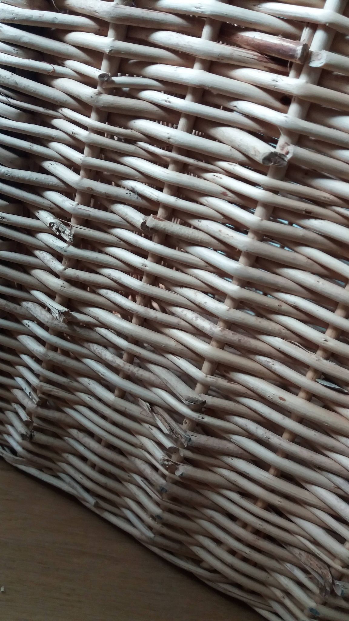 Wicker basket
