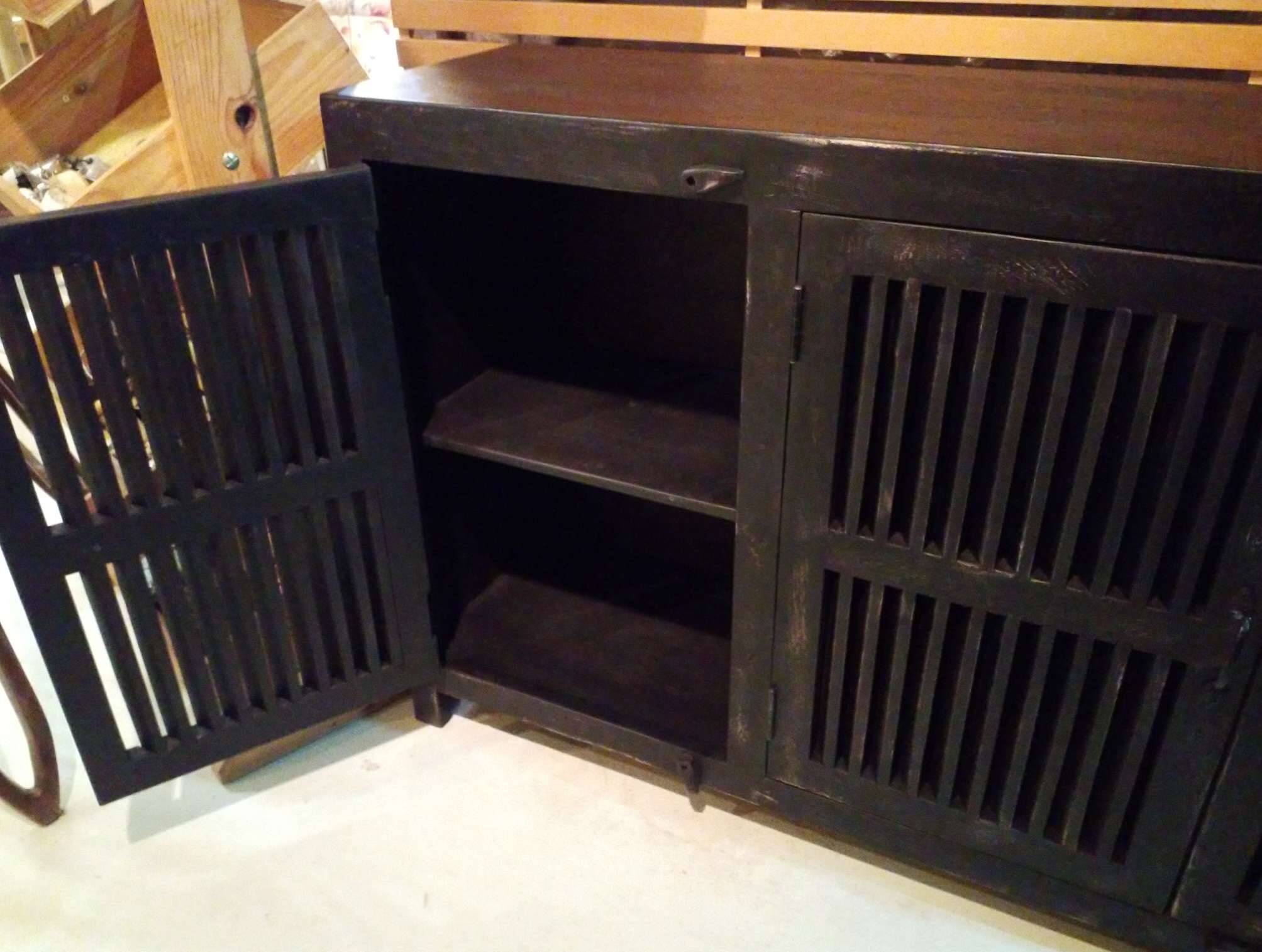 3-door furniture in teak