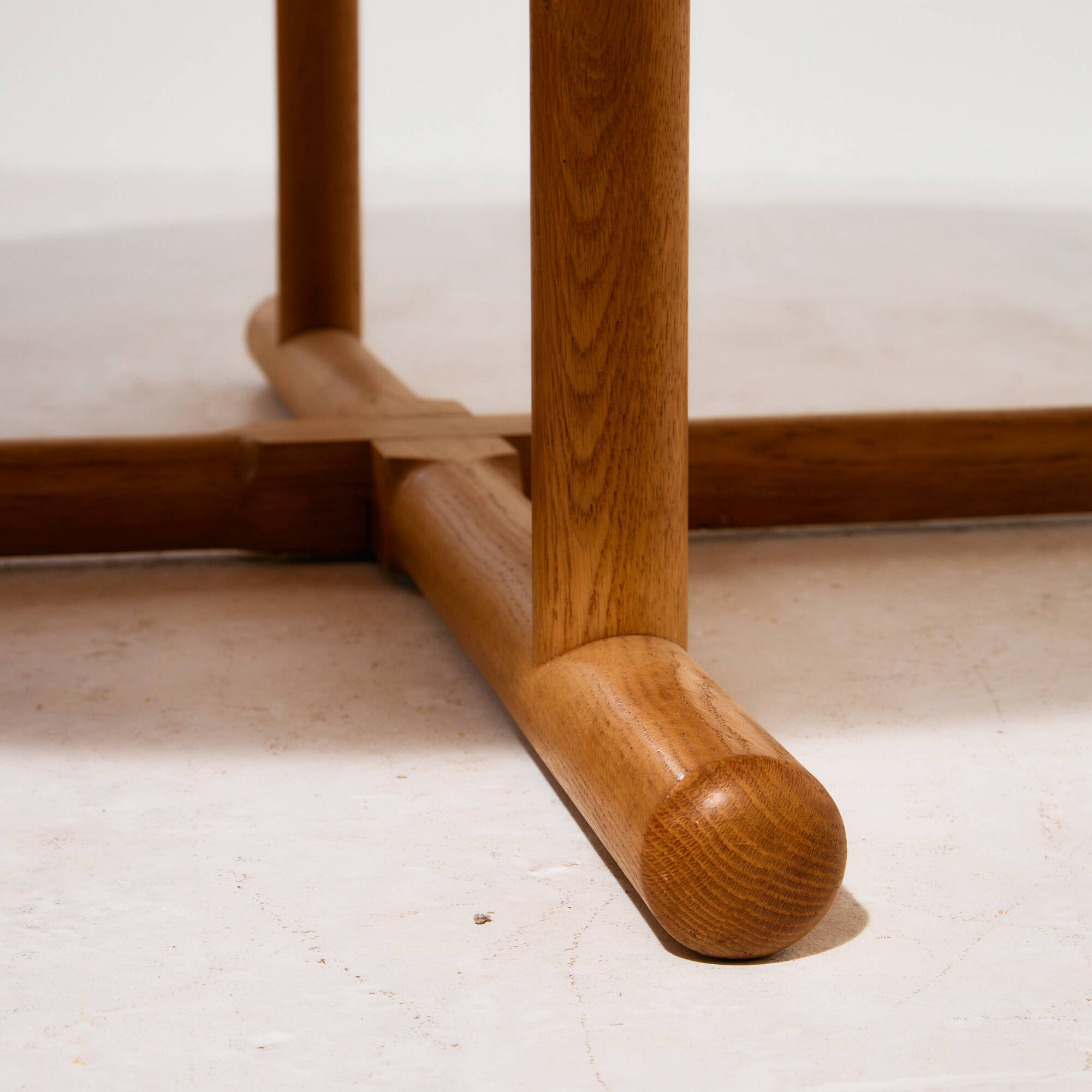 MK10633 Restored oak dining table by Kurt Østervig for Jason Møbler