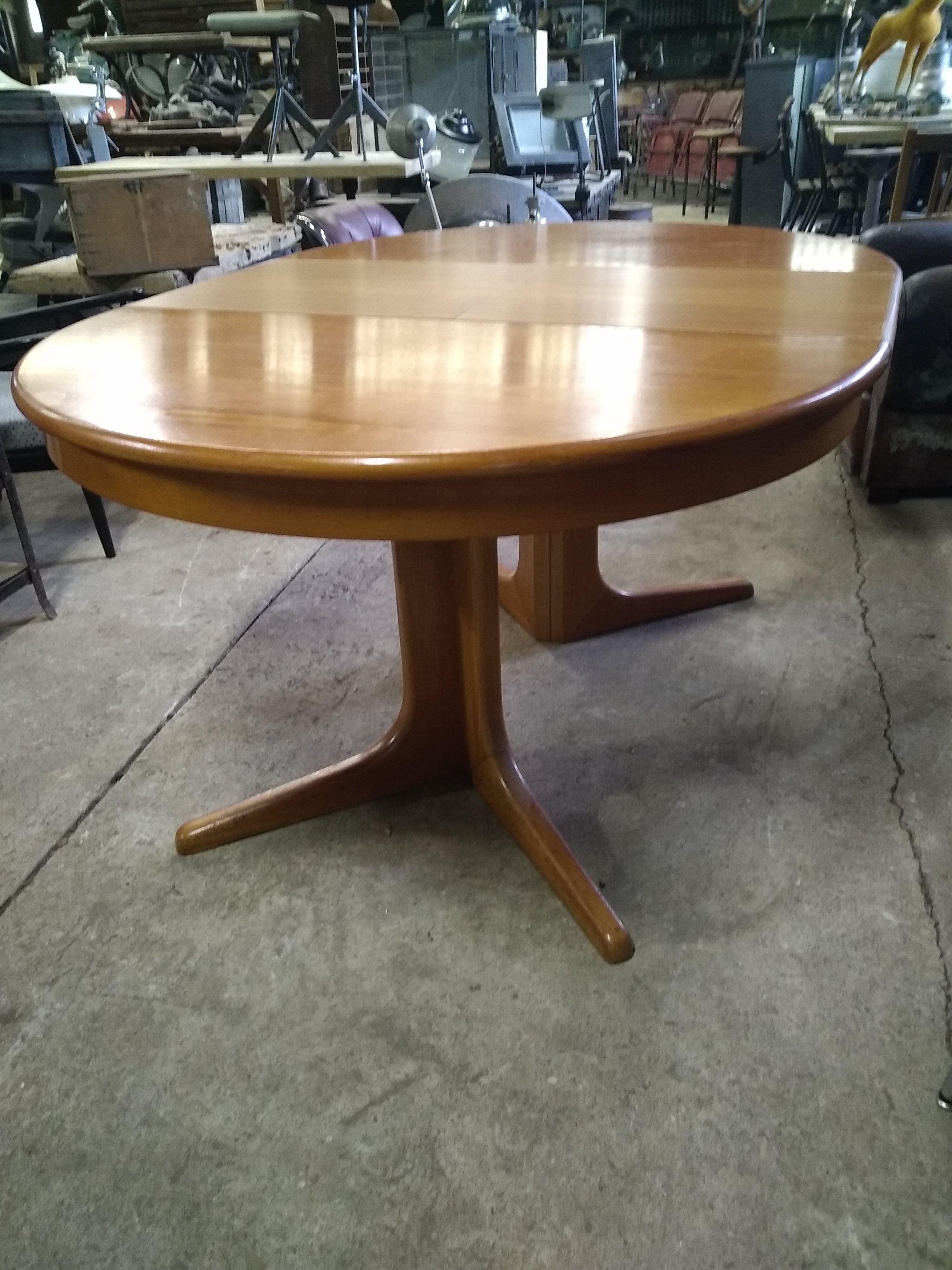 Table type Baumann années 70