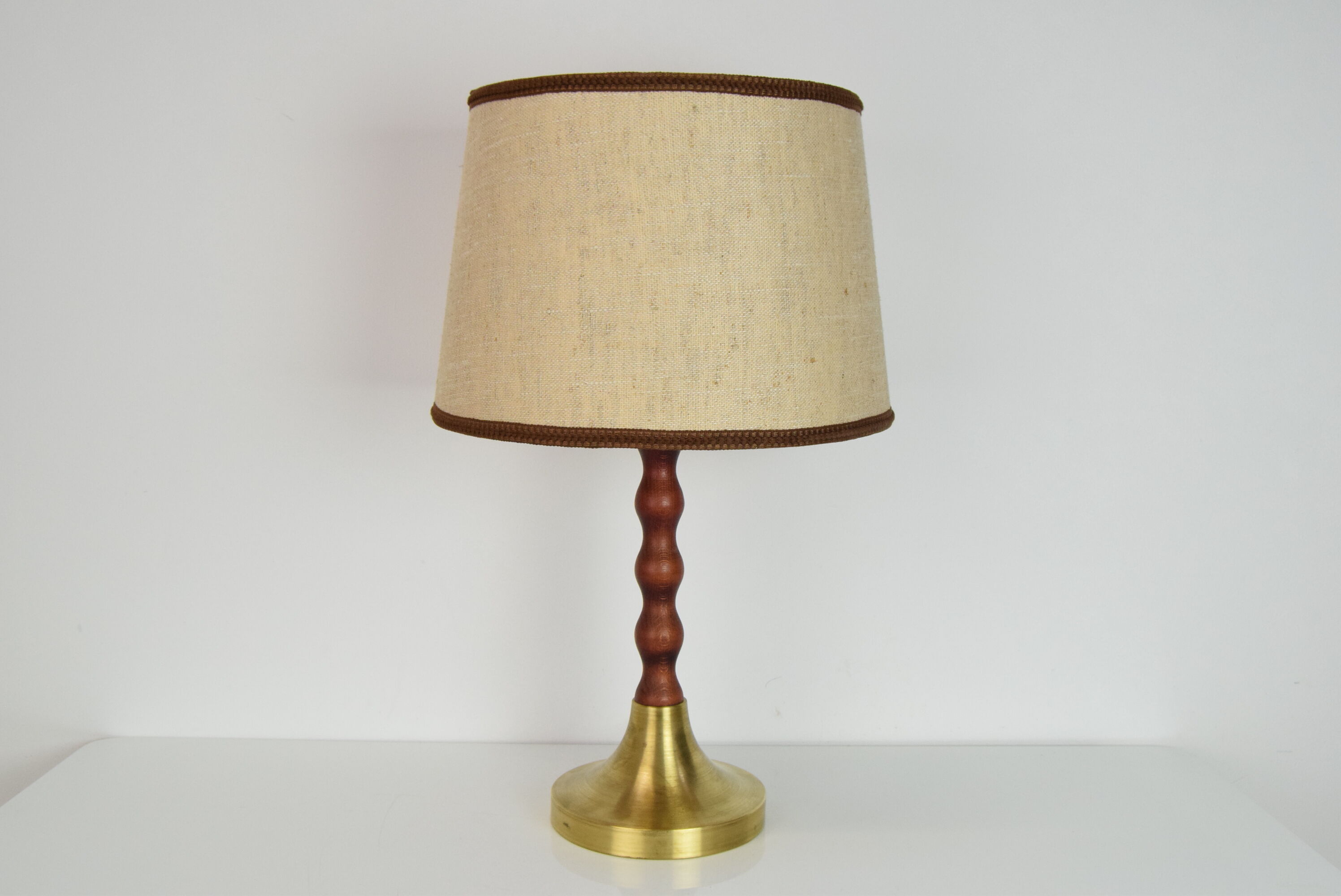 Lampe de table du milieu du siècle, années 1960