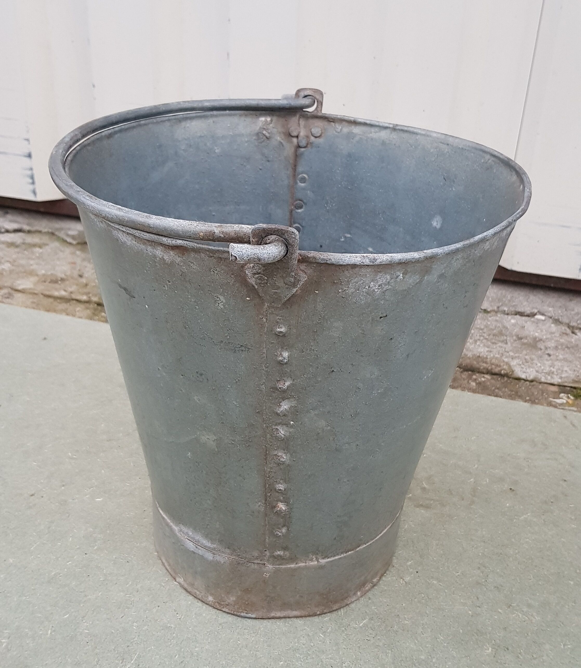 Old thick zinc farmhouse seal