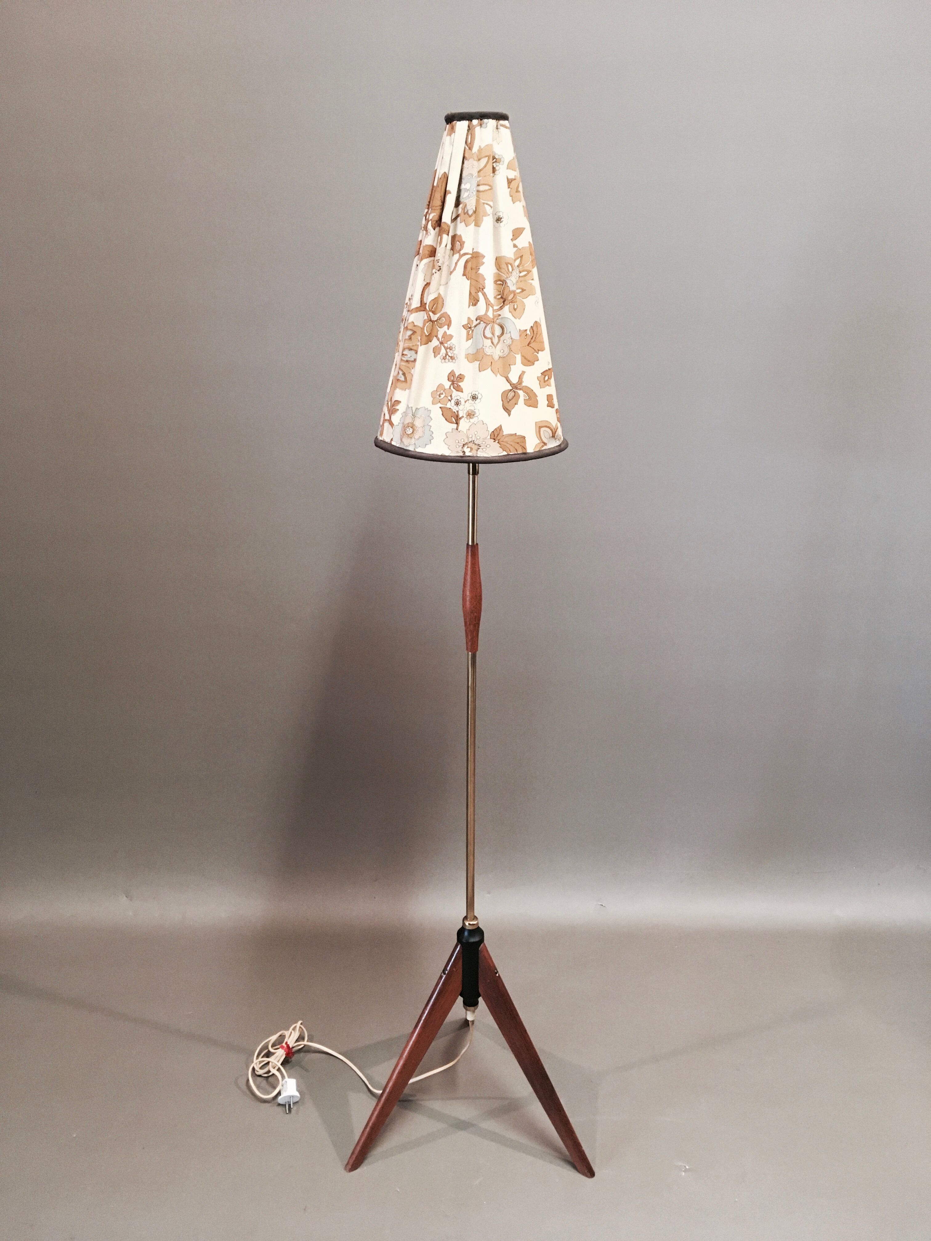Tripod lamp 1950s