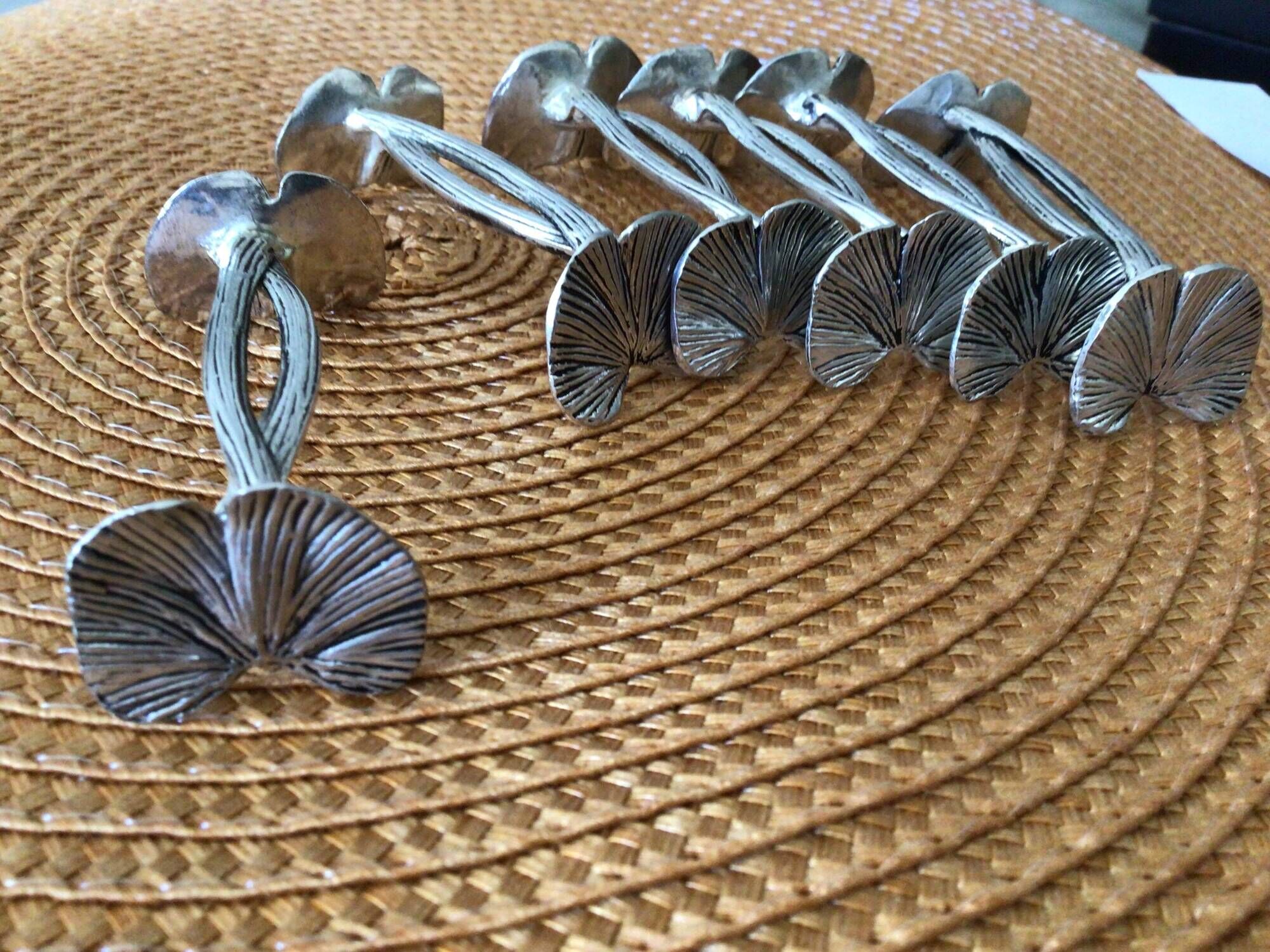 Porte couteaux fleur de Ginkgo