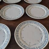Set of eight flat plates, ironstone, Géon Rouard, Lille decoration, years.