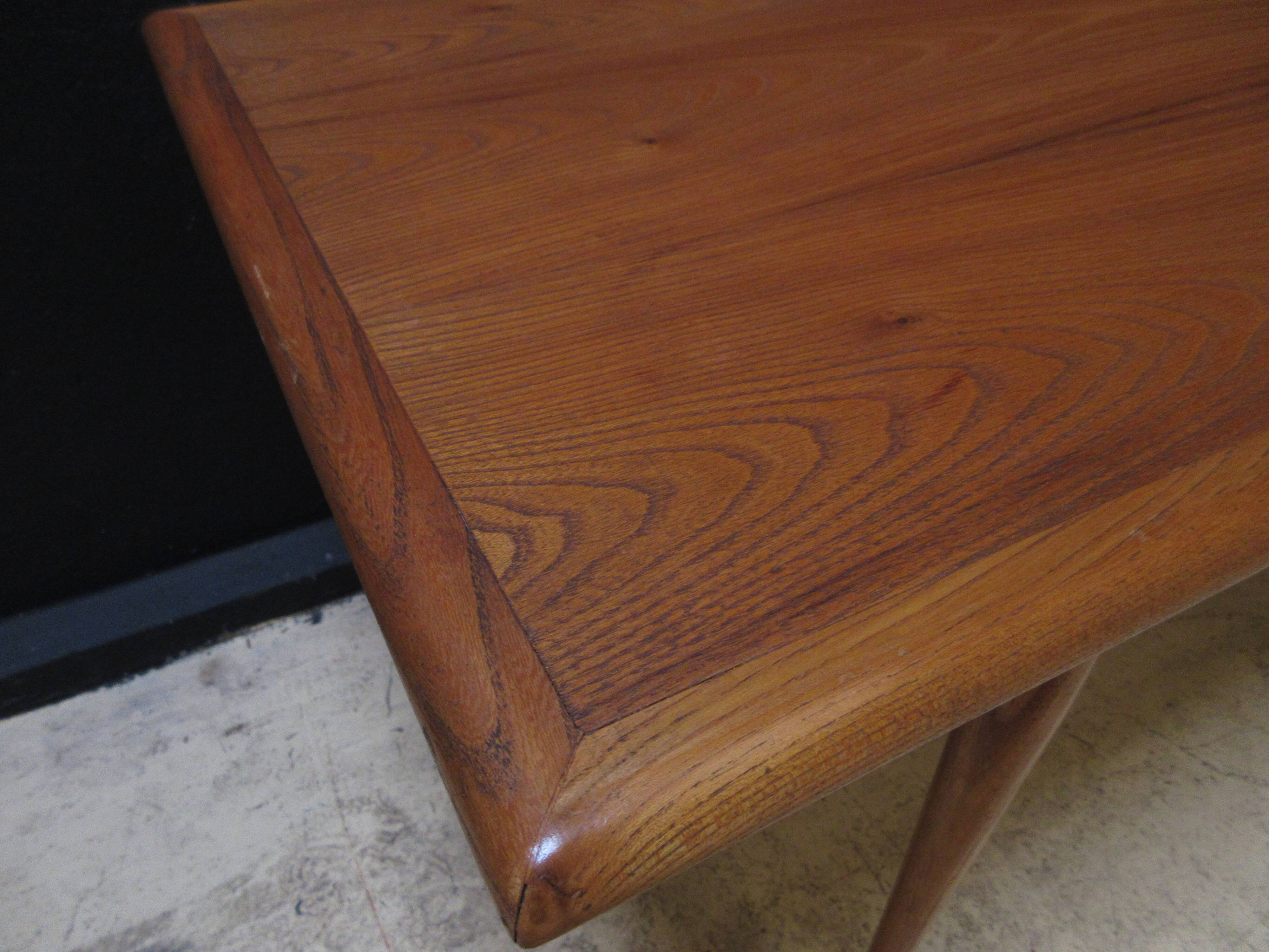 Table basse en bois vintage, mid century, tchèque, Nabytec