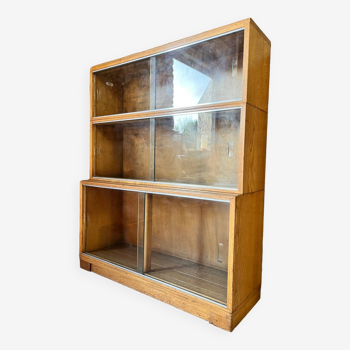 Solid wood display bookcase by Minty