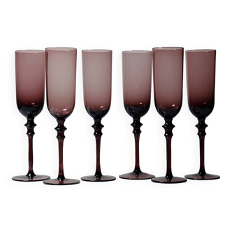 Set of 6 large vintage champagne flutes from the 70s-80s, blown glass in violet.